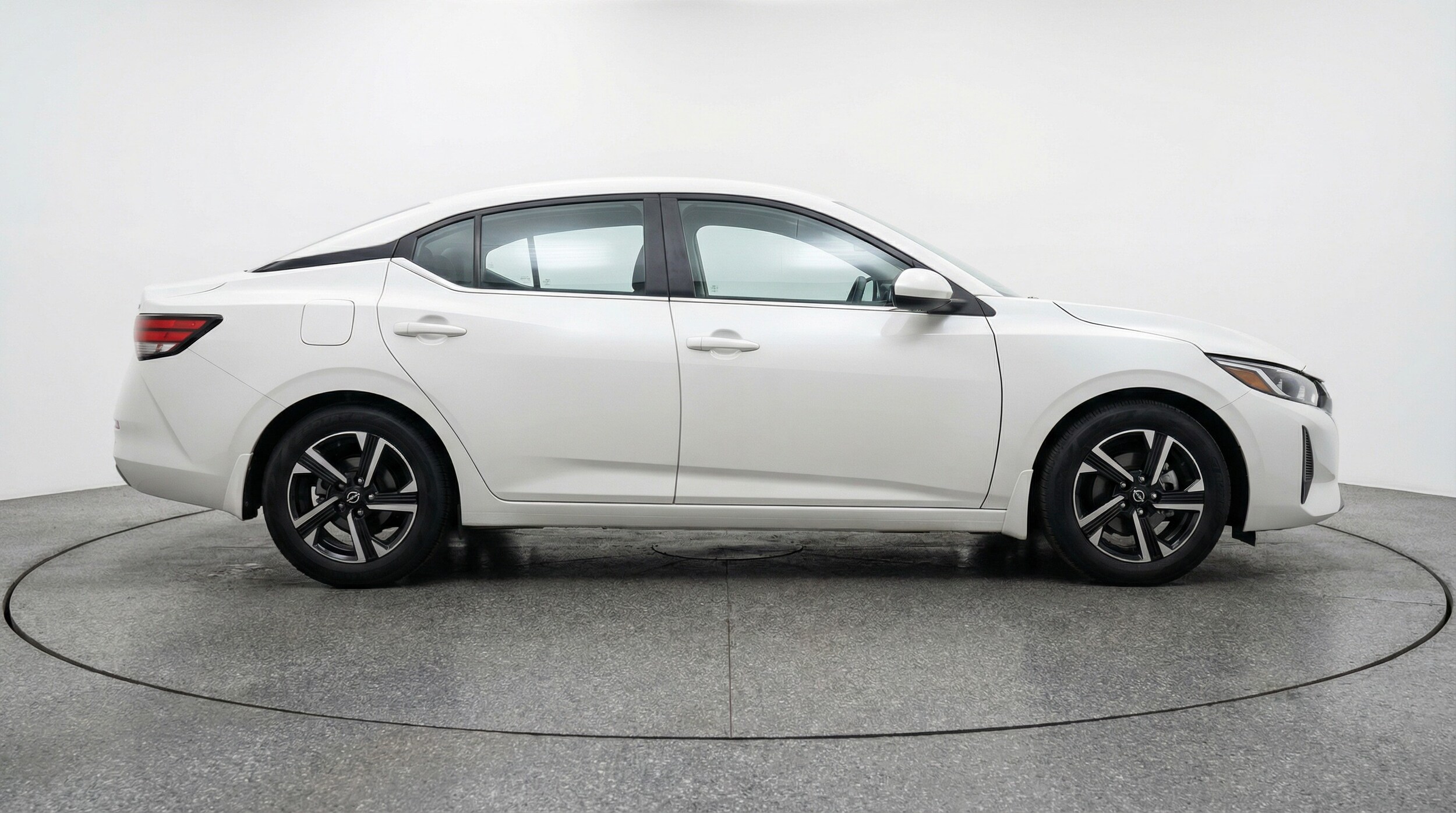 Thumbnail: 2025 Nissan Sentra - 8