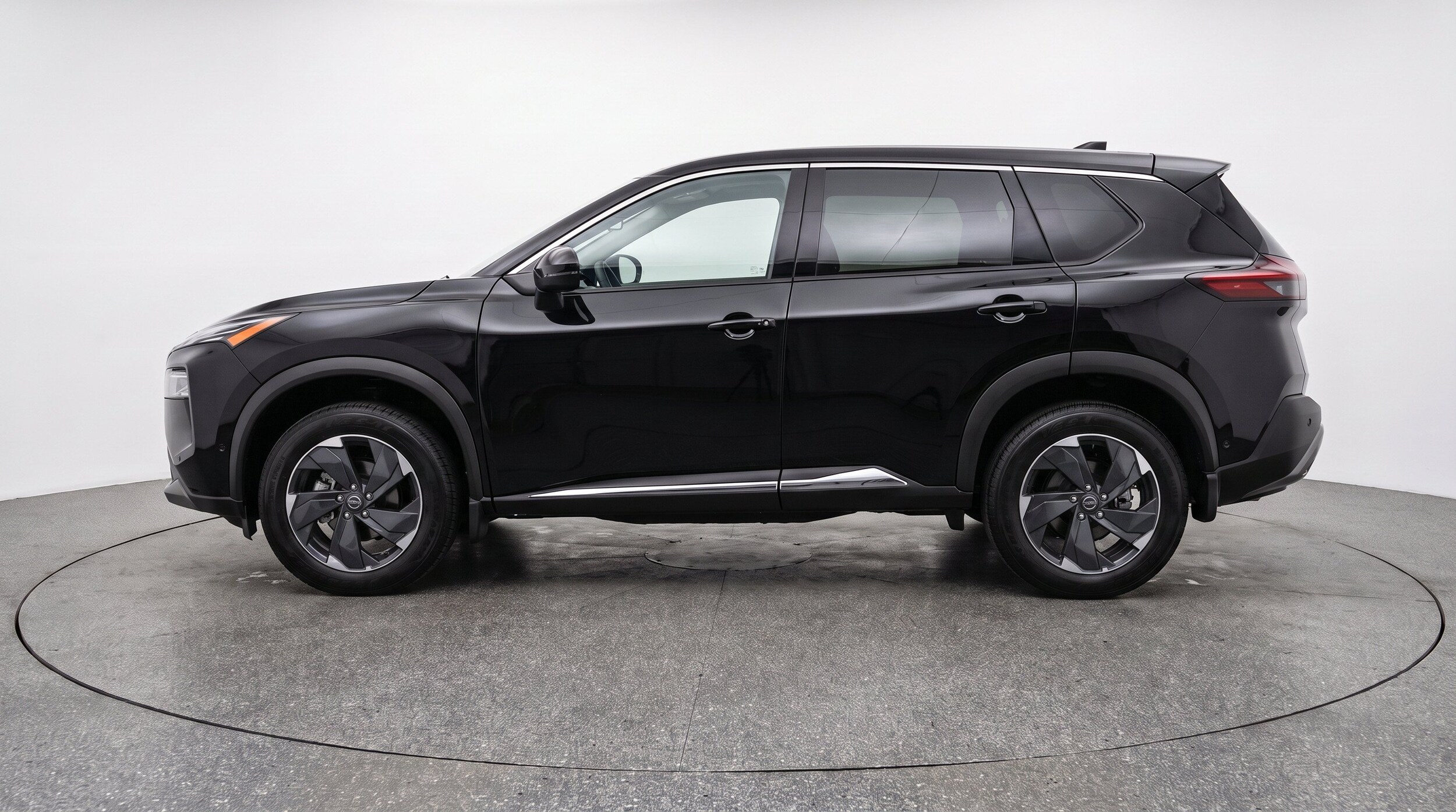 Thumbnail: 2025 Nissan Rogue - 5