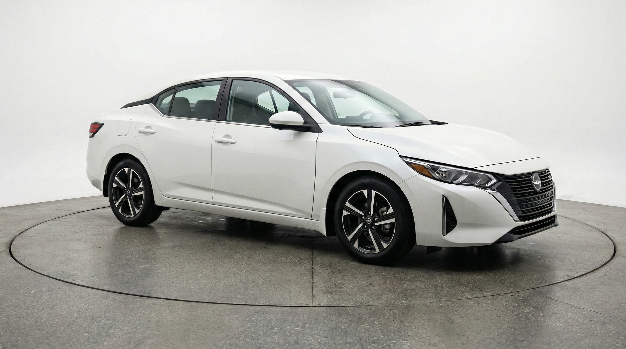 Thumbnail: 2025 Nissan Sentra - 1