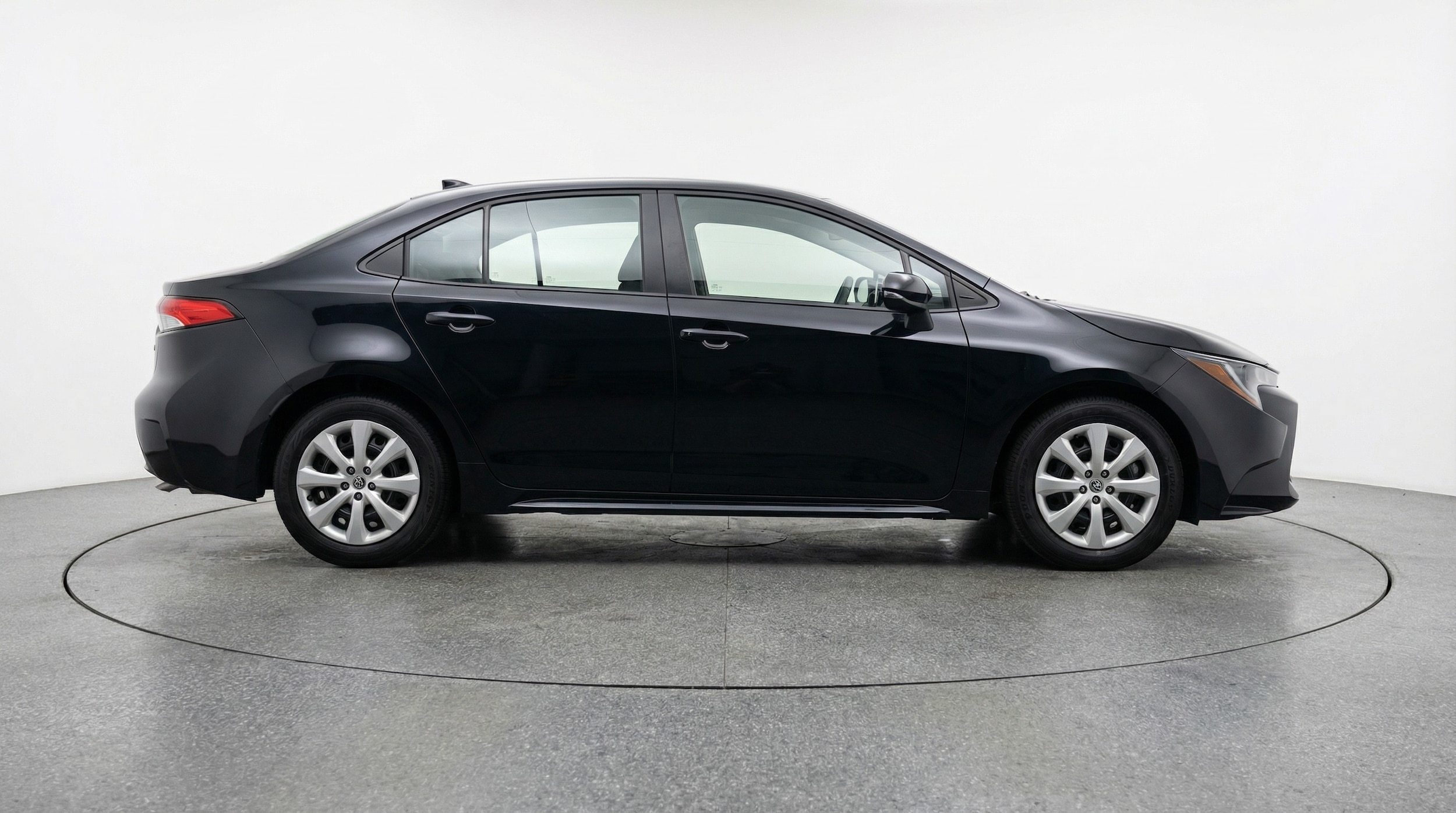 Thumbnail: 2025 Toyota Corolla - 8