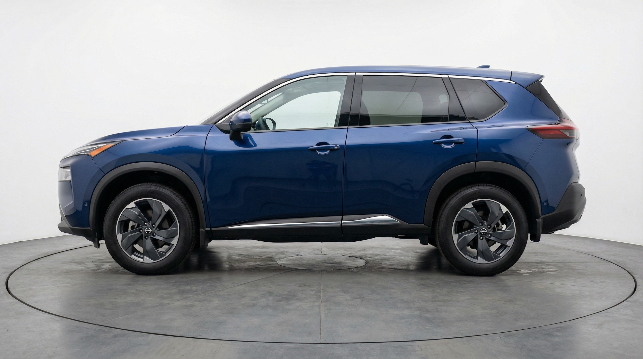 Thumbnail: 2025 Nissan Rogue - 4