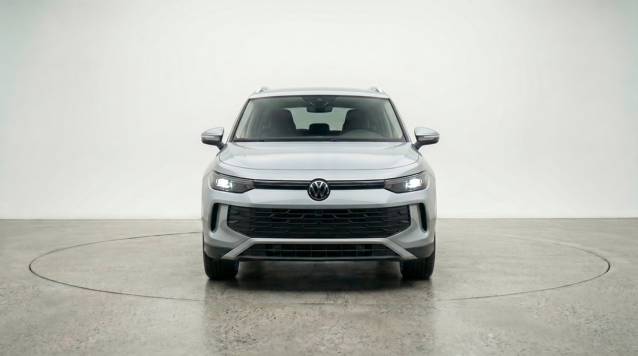 Thumbnail: 2026 Volkswagen Tiguan - 2