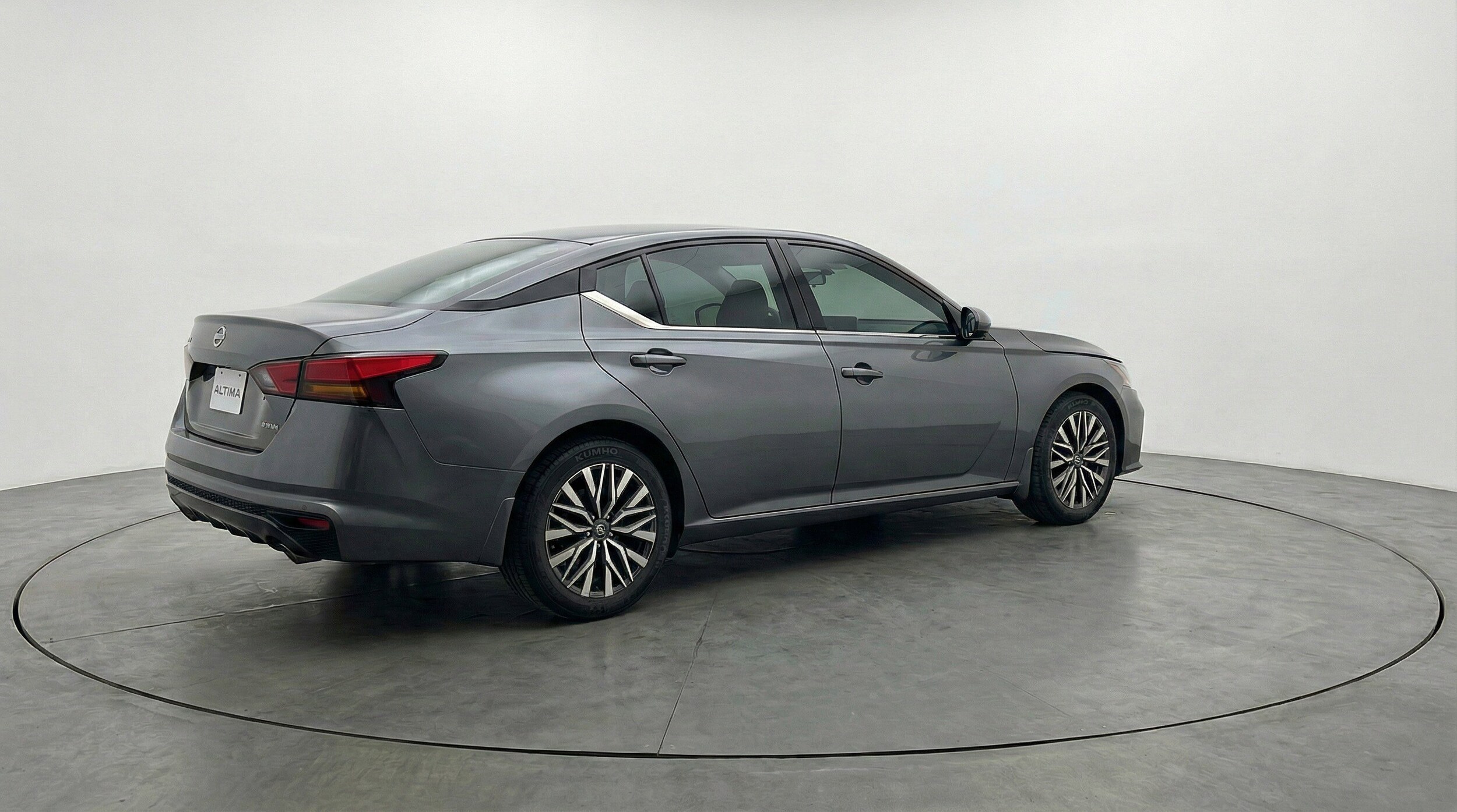 Thumbnail: 2025 Nissan Altima - 9