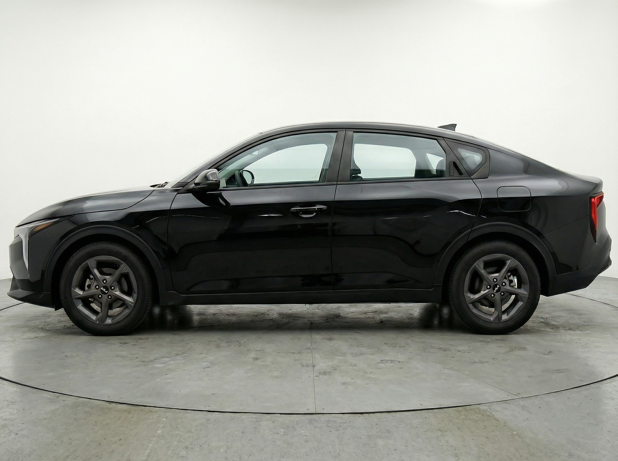 Thumbnail: 2025 Kia K4 - 4