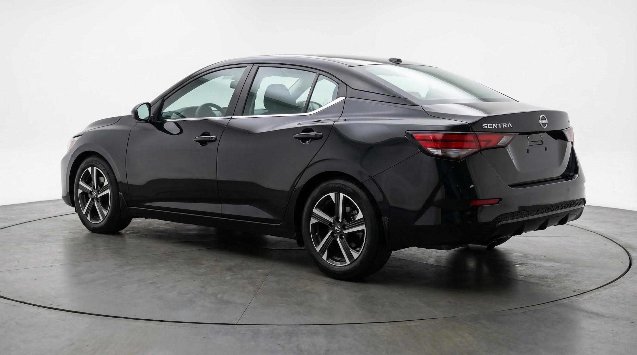 Thumbnail: 2025 Nissan Sentra - 5