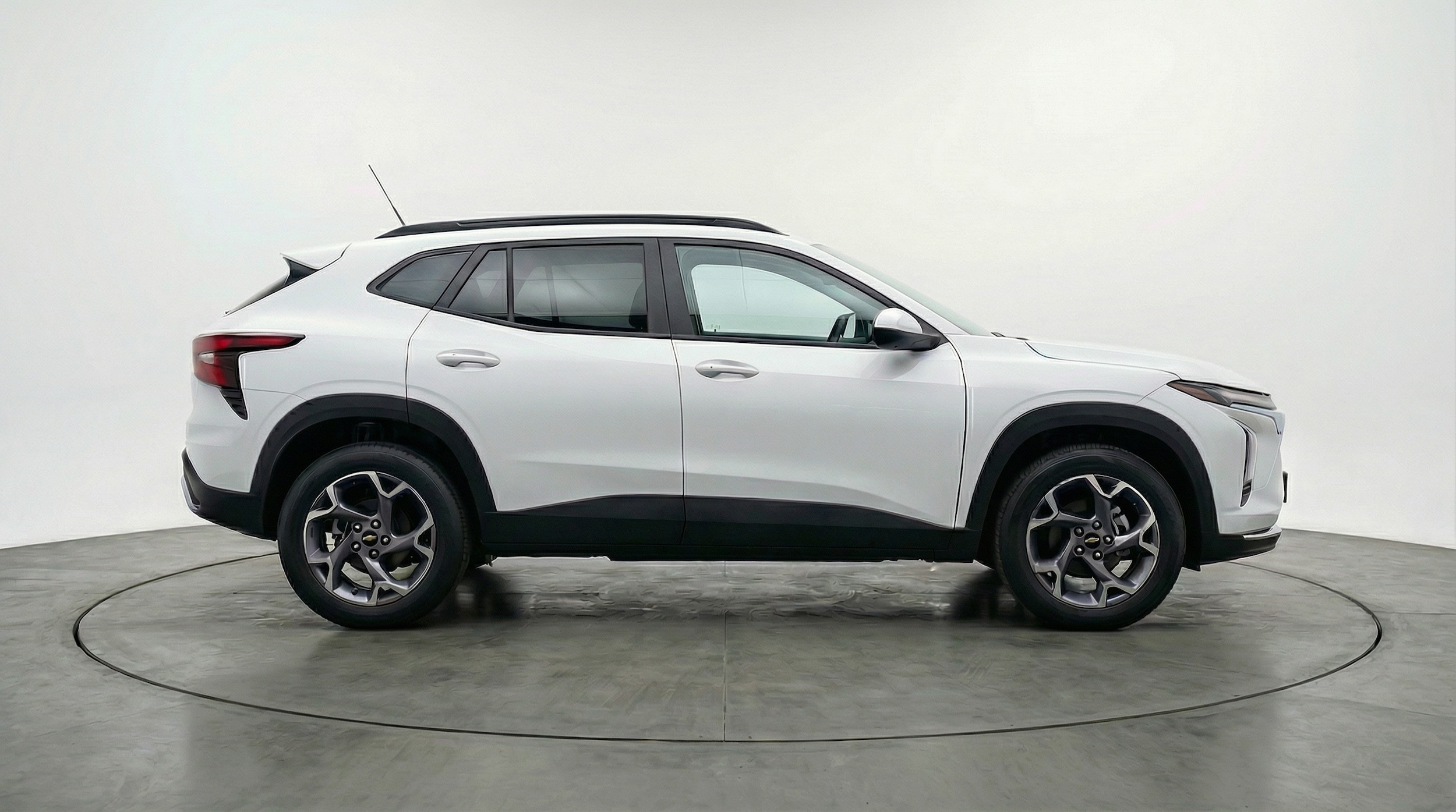 Thumbnail: 2025 Chevrolet Trax - 8