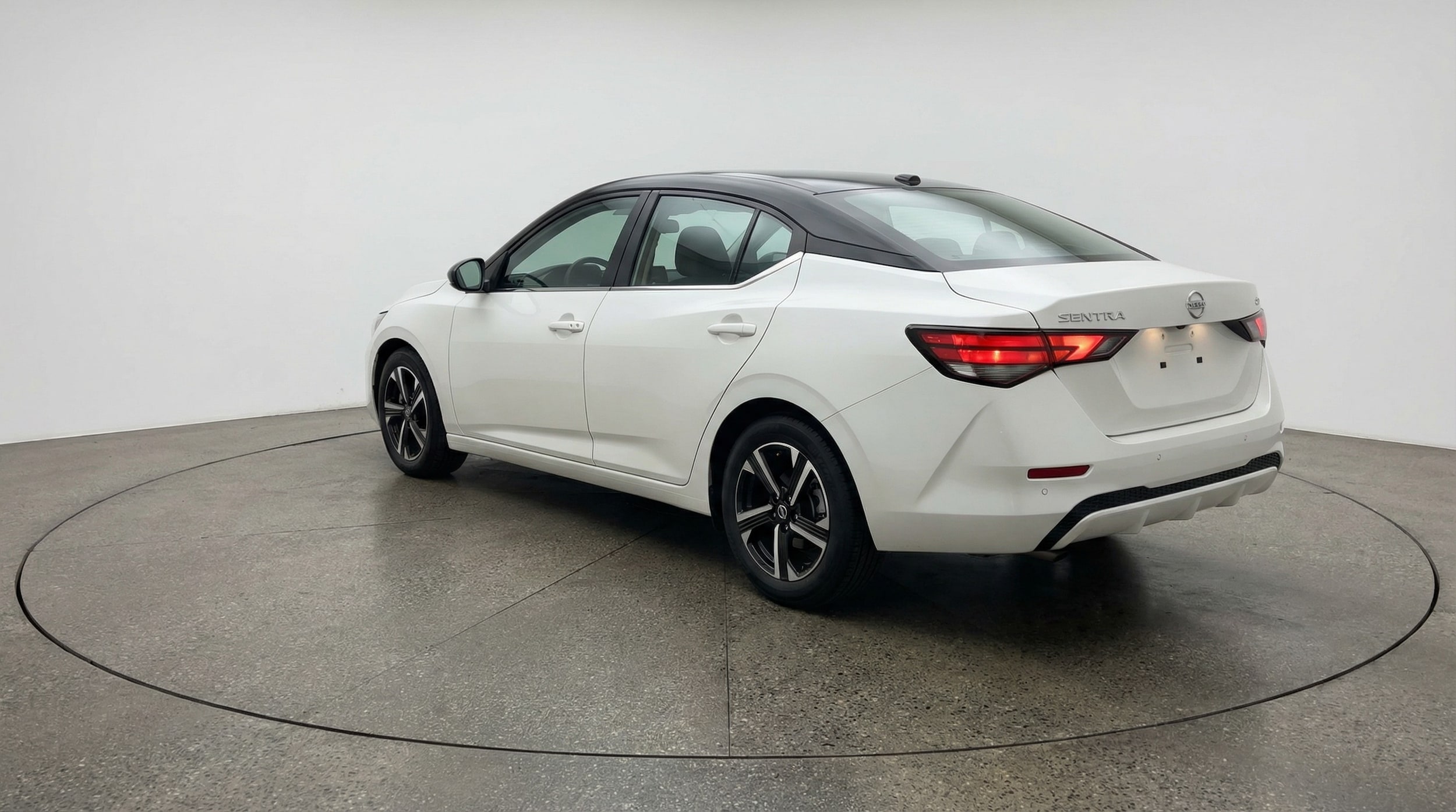 Thumbnail: 2025 Nissan Sentra - 5