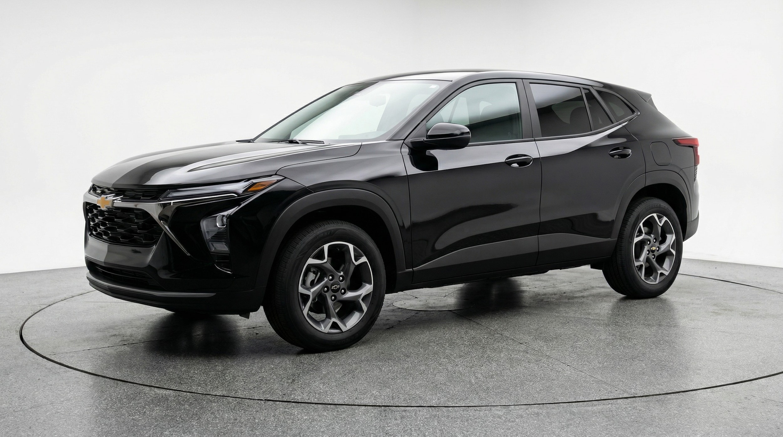 Thumbnail: 2025 Chevrolet Trax - 3