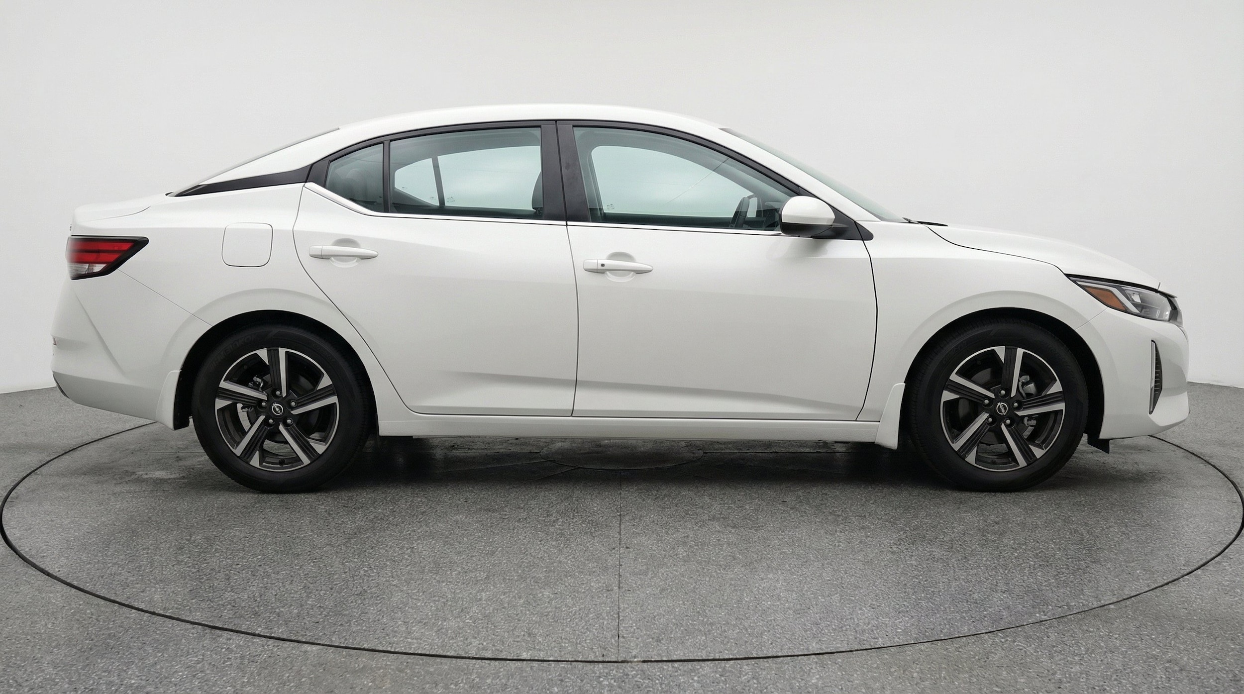 Thumbnail: 2025 Nissan Sentra - 11