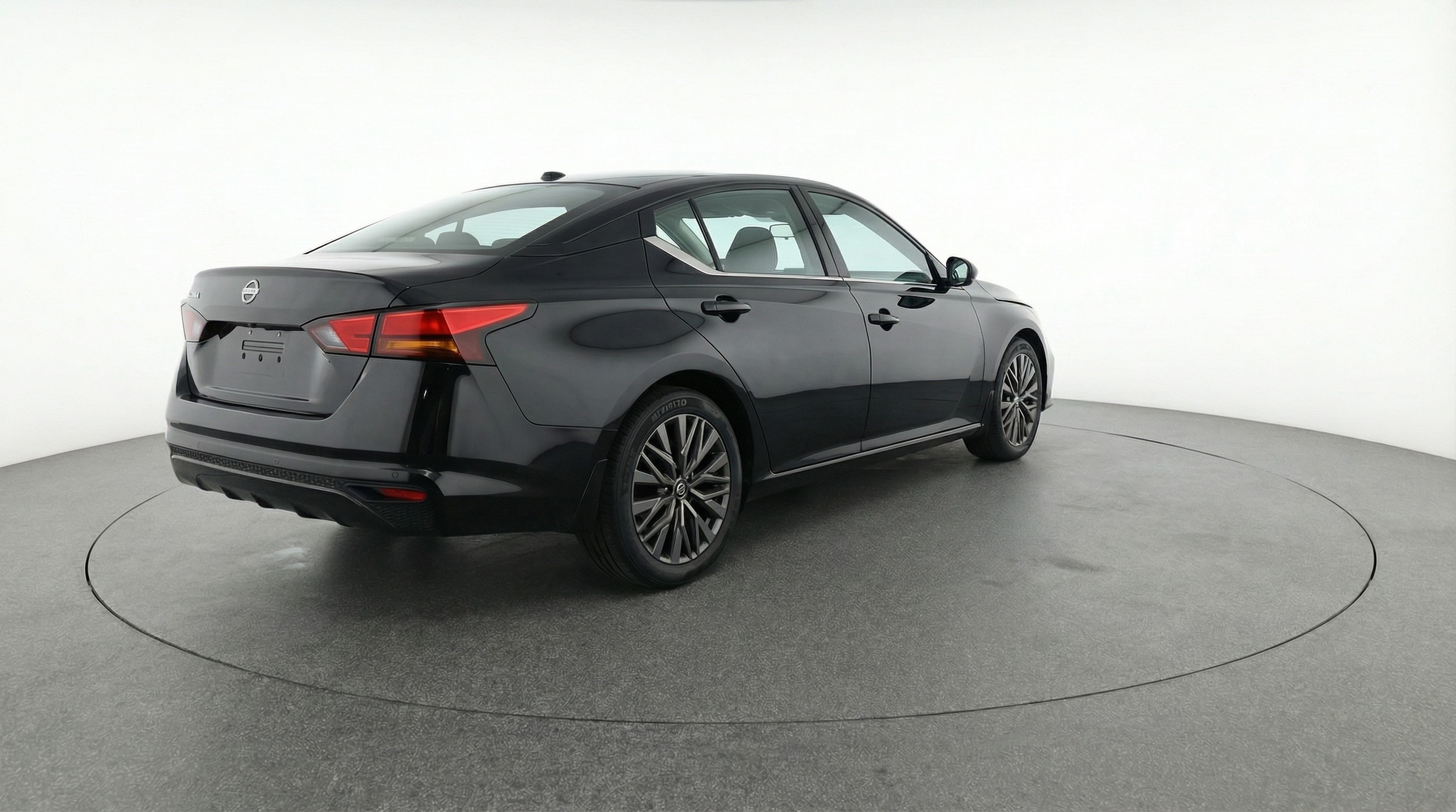 Thumbnail: 2025 Nissan Altima - 7