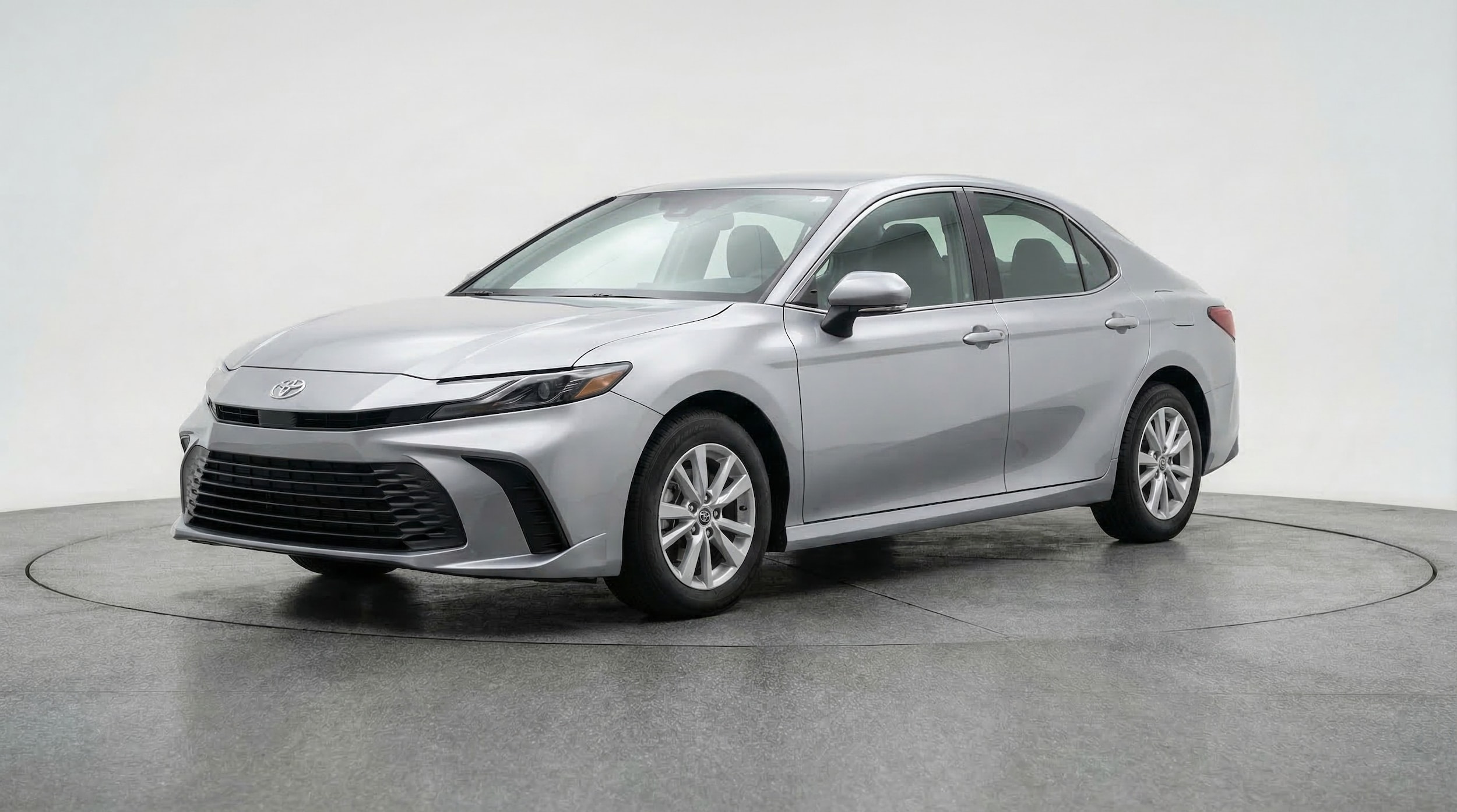 Thumbnail: 2025 Toyota Camry - 3