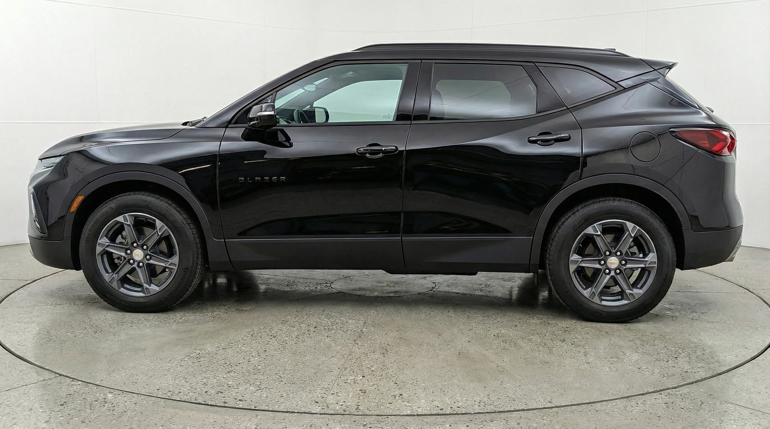 Thumbnail: 2025 Chevrolet Blazer - 4