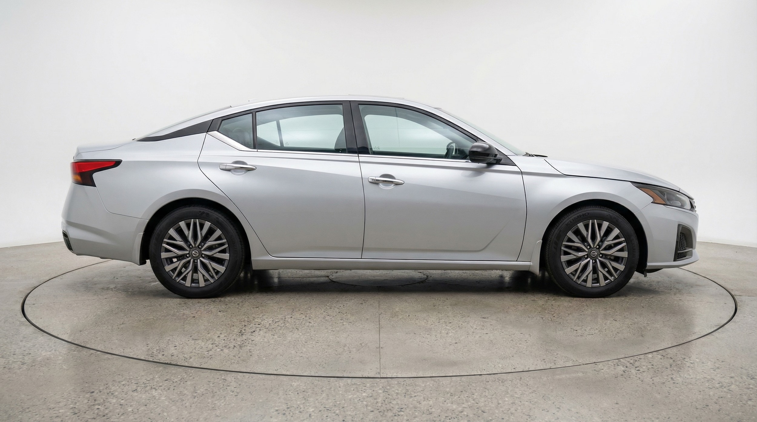 Thumbnail: 2025 Nissan Altima - 8