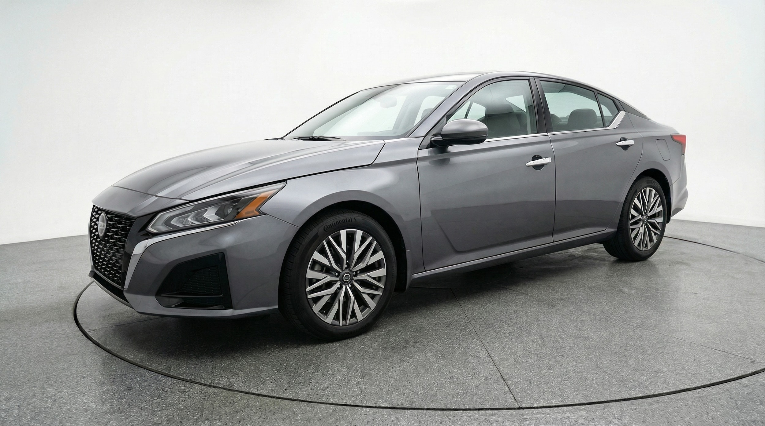 Thumbnail: 2025 Nissan Altima - 3