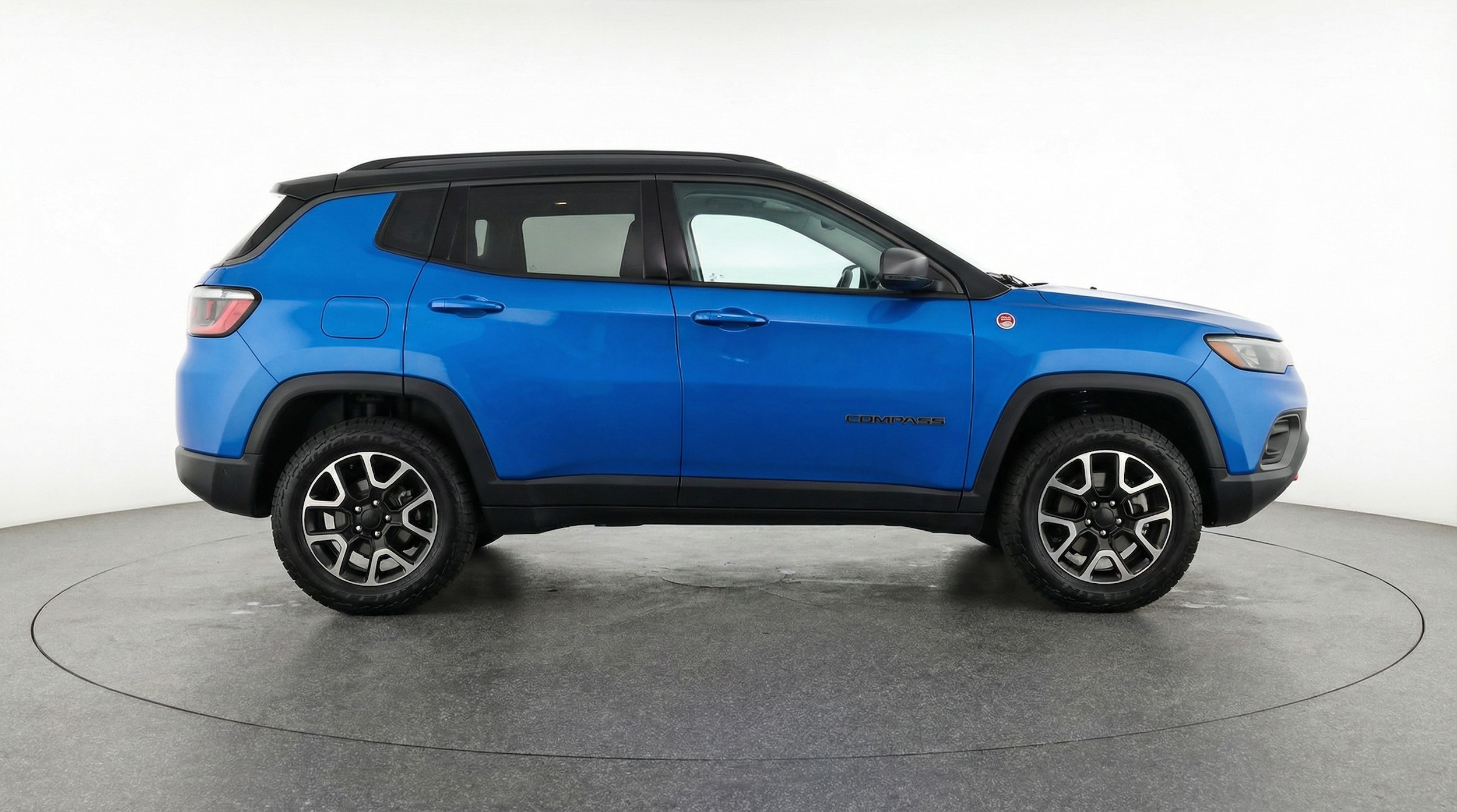 Thumbnail: 2025 Jeep Compass - 8