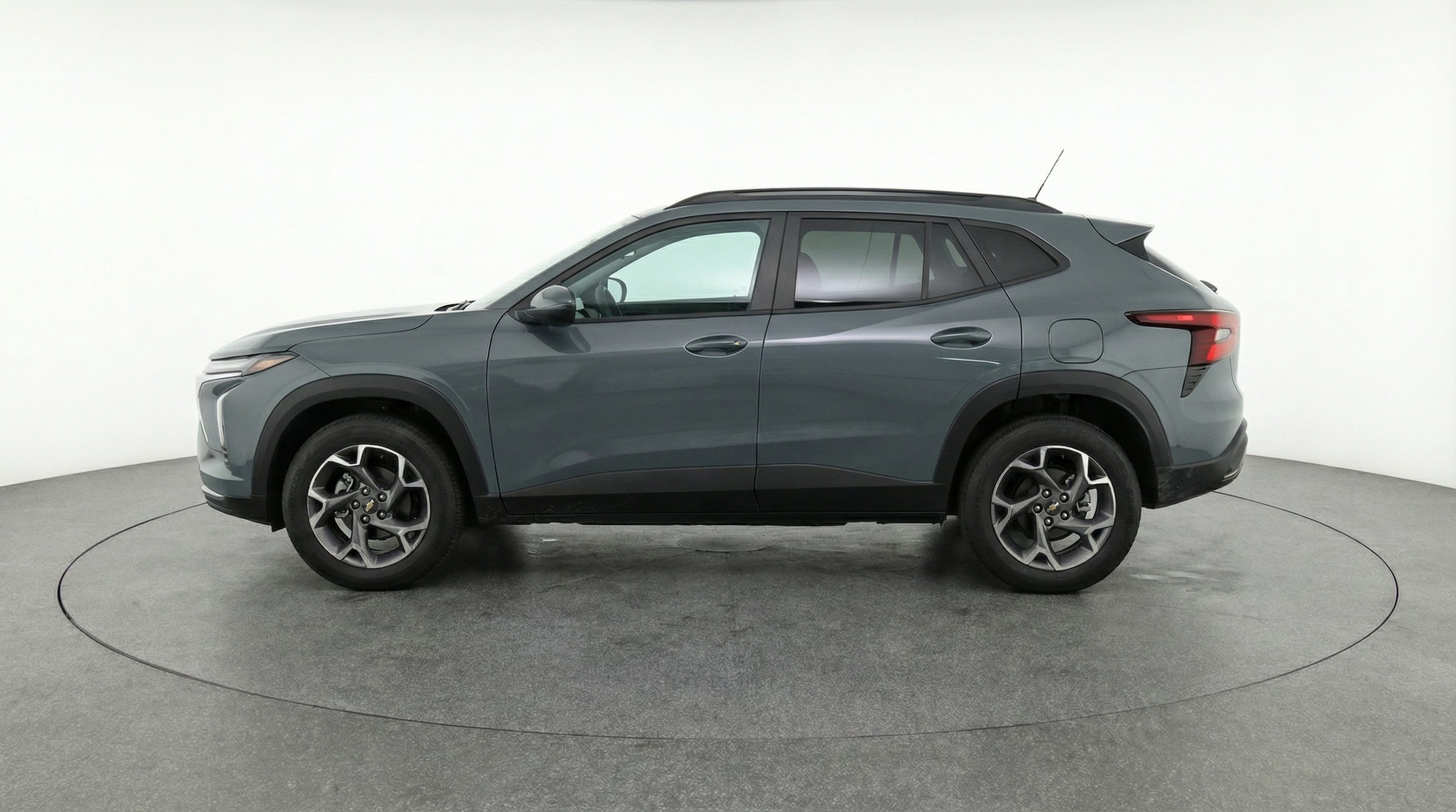 Thumbnail: 2025 Chevrolet Trax - 4