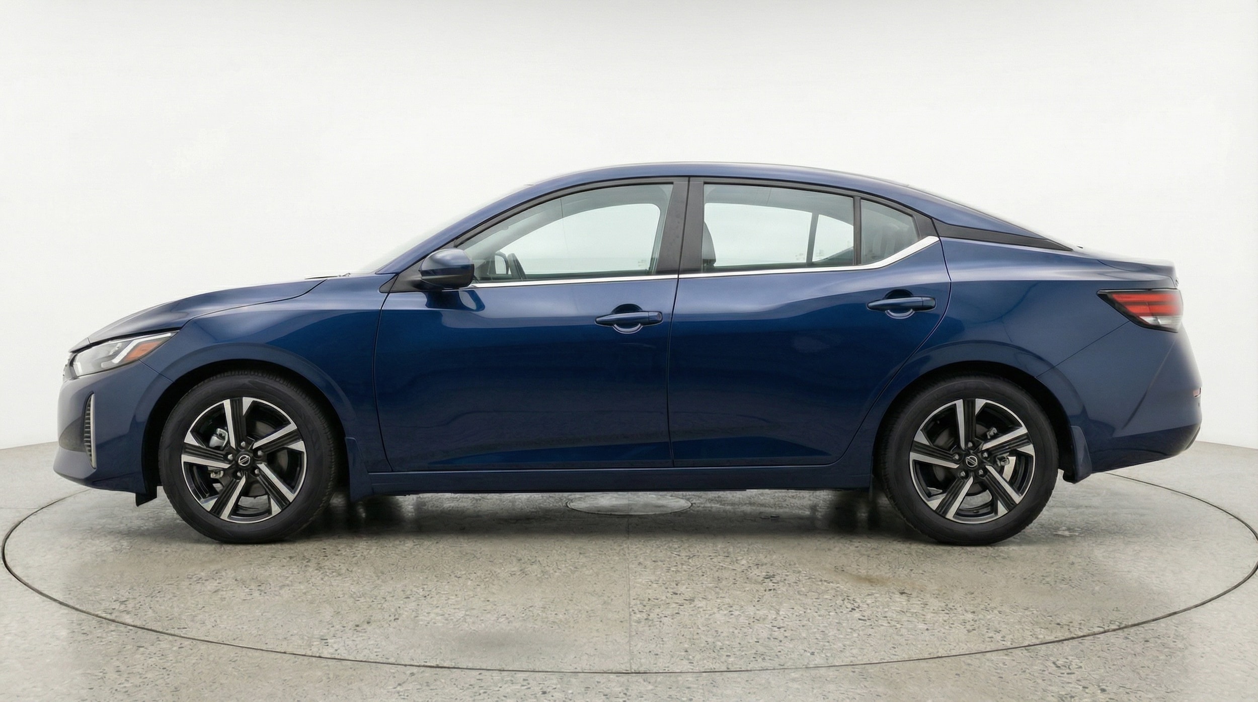 Thumbnail: 2025 Nissan Sentra - 4