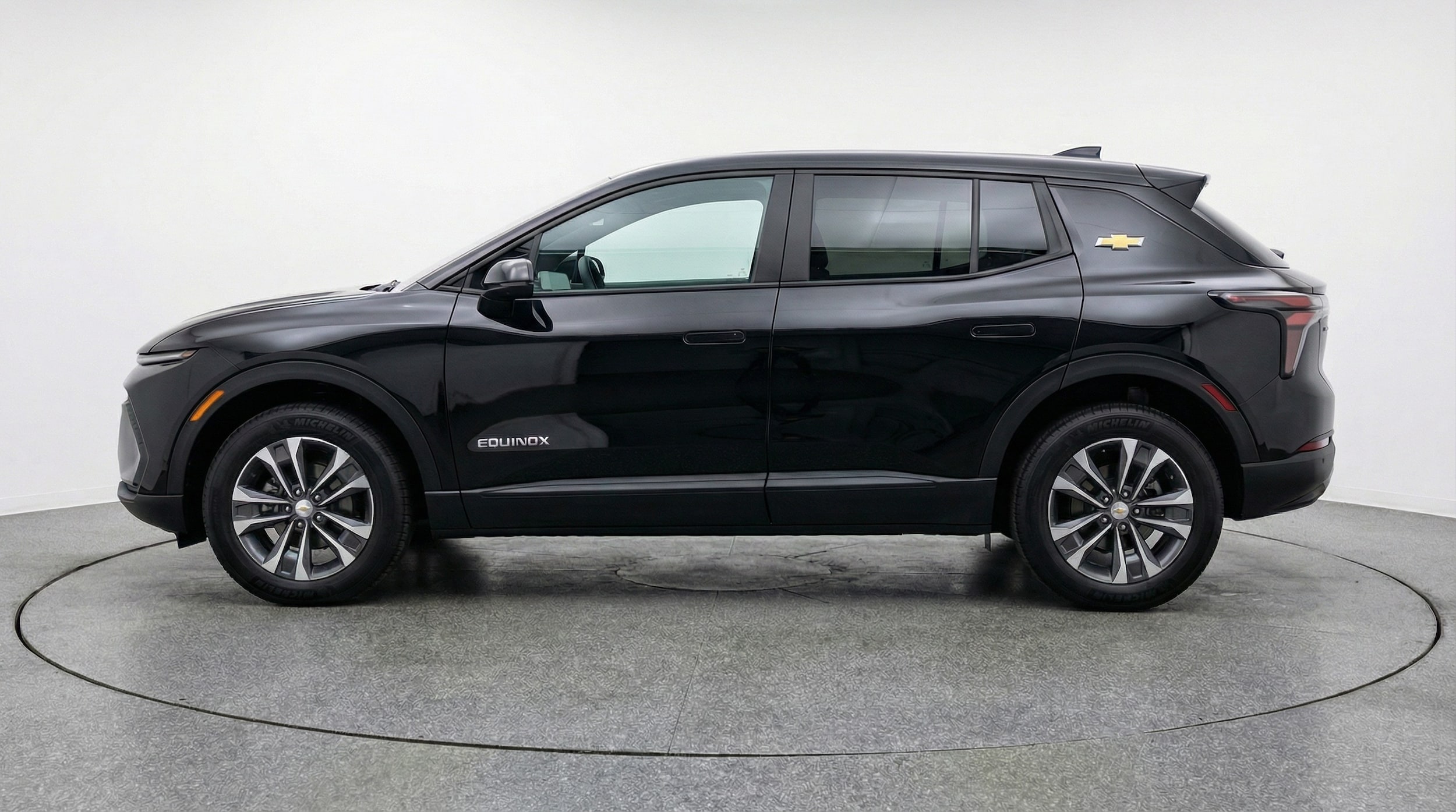 Thumbnail: 2025 Chevrolet Equinox - 4