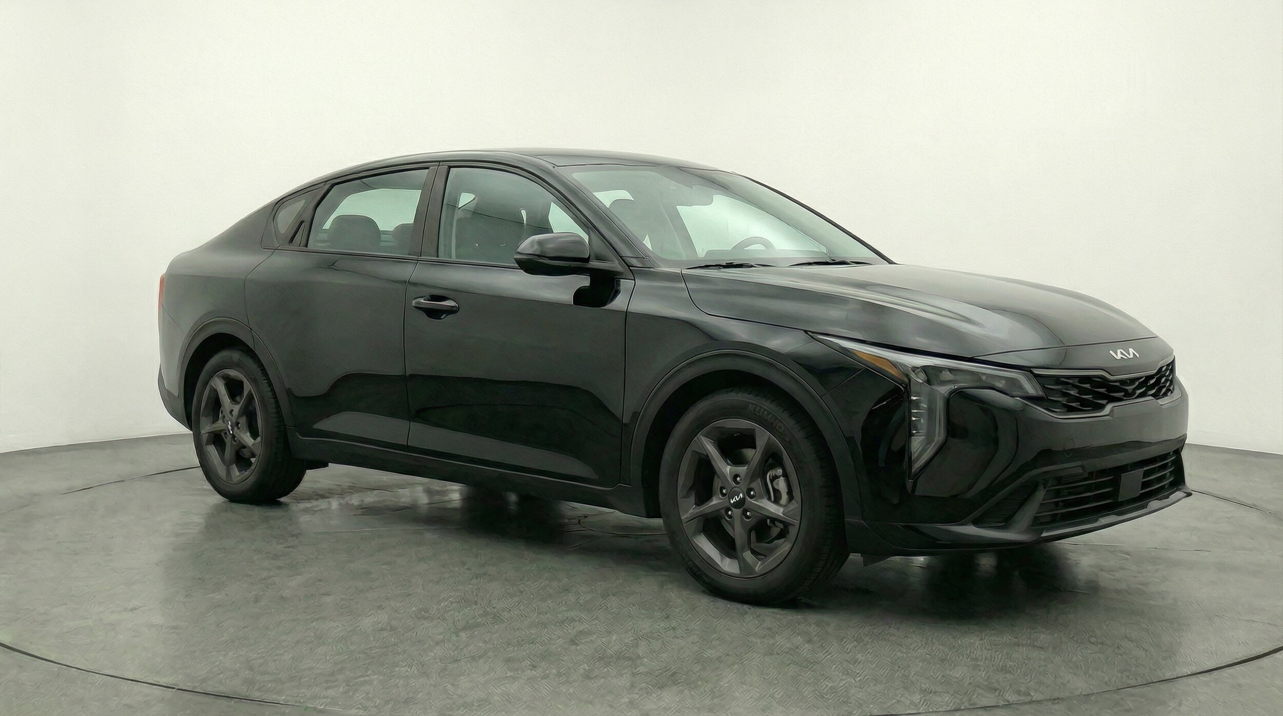 Thumbnail: 2025 Kia K4 - 1