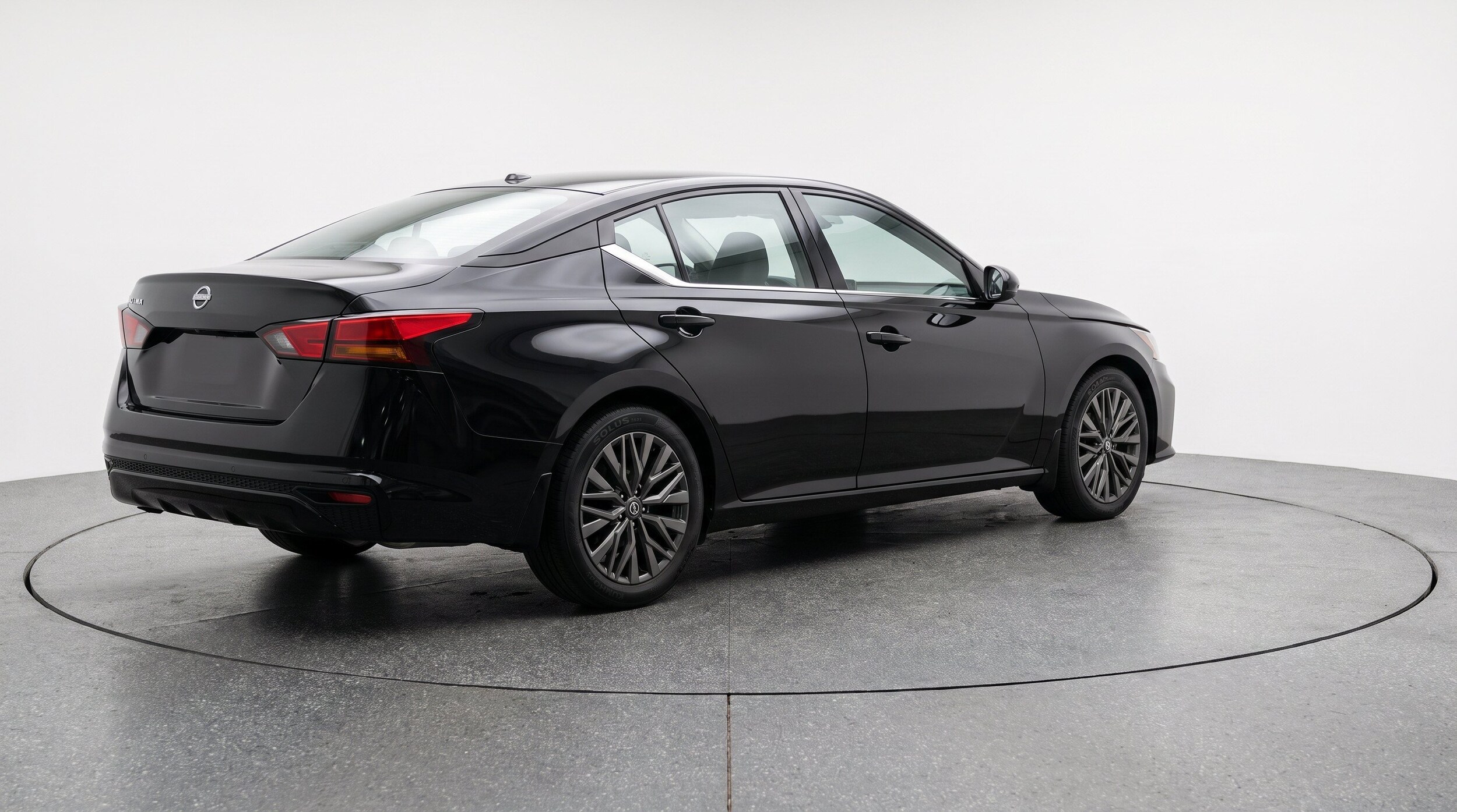 Thumbnail: 2025 Nissan Altima - 9