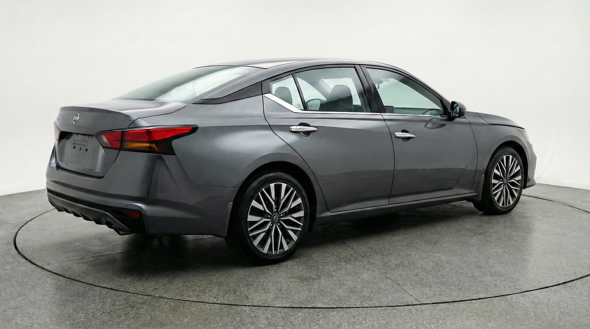 Thumbnail: 2025 Nissan Altima - 7