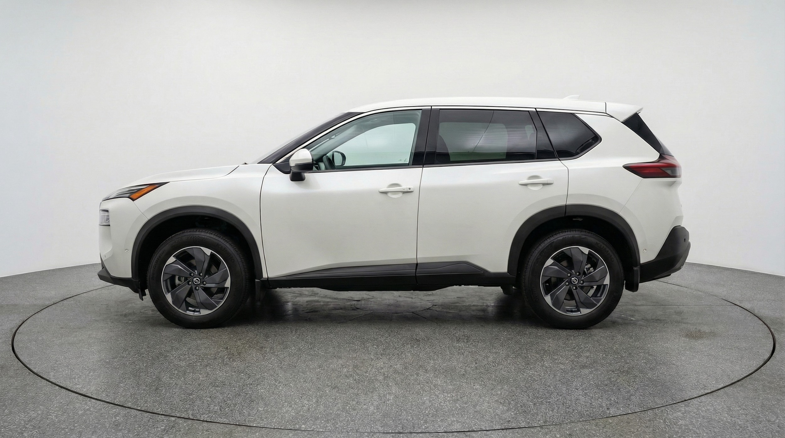 Thumbnail: 2025 Nissan Rogue - 4