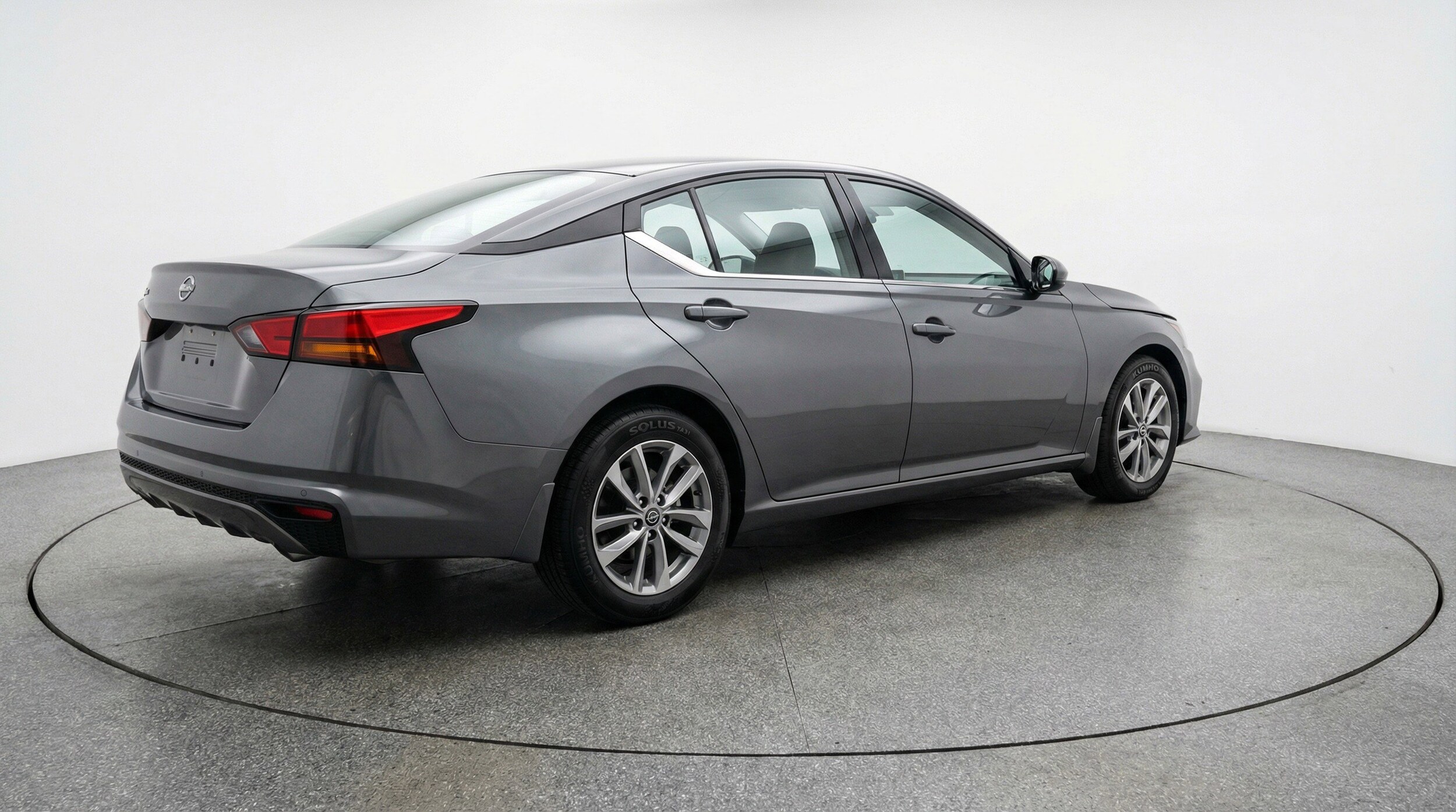 Thumbnail: 2025 Nissan Altima - 9
