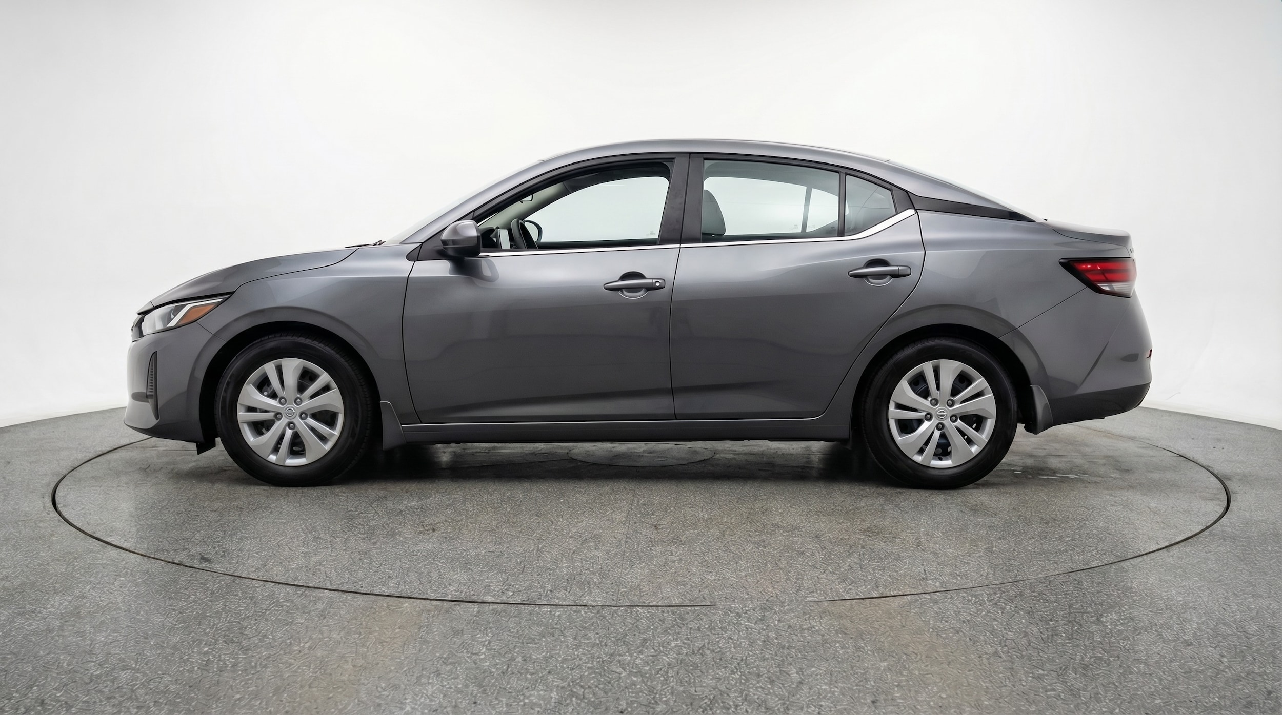 Thumbnail: 2025 Nissan Sentra - 4