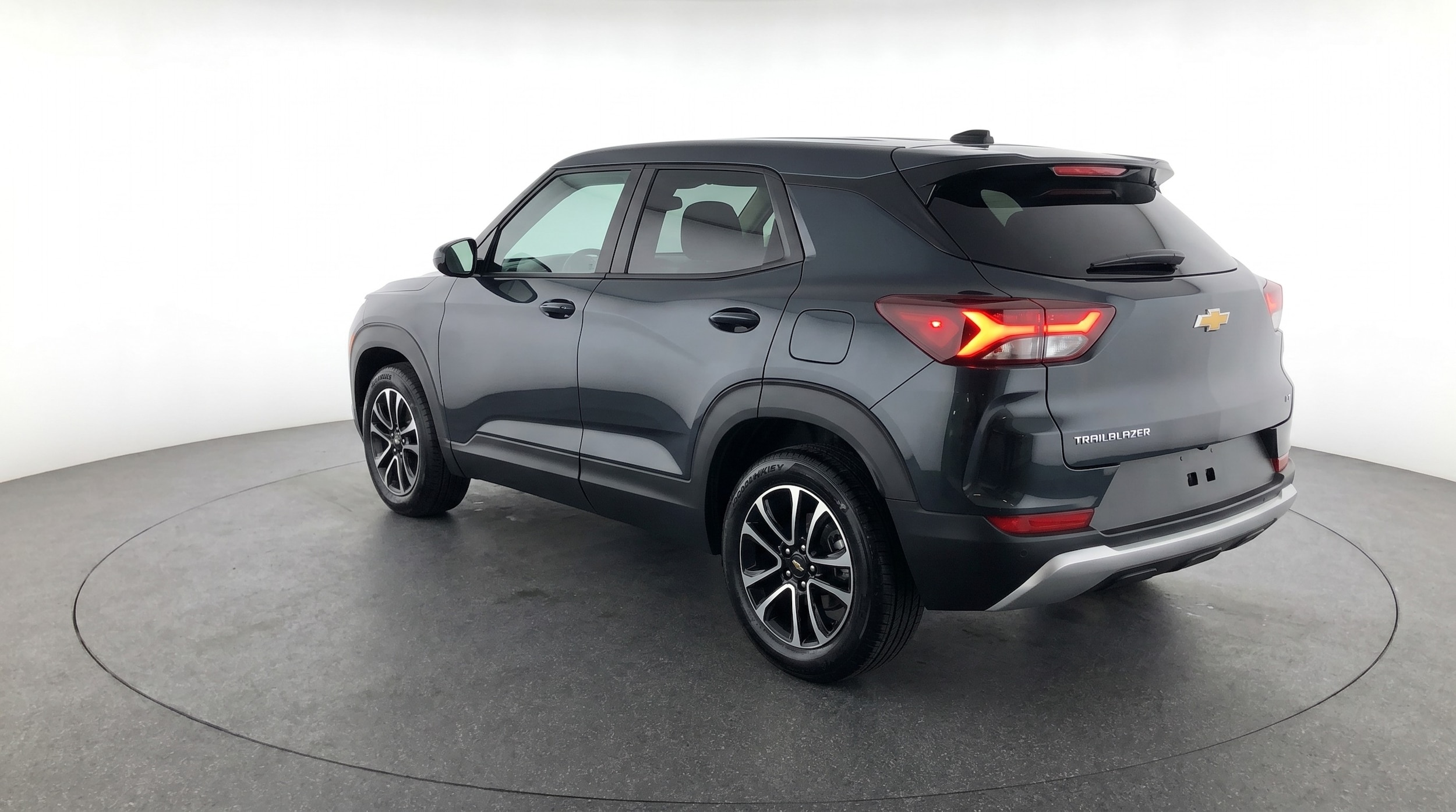 Thumbnail: 2025 Chevrolet TrailBlazer - 5