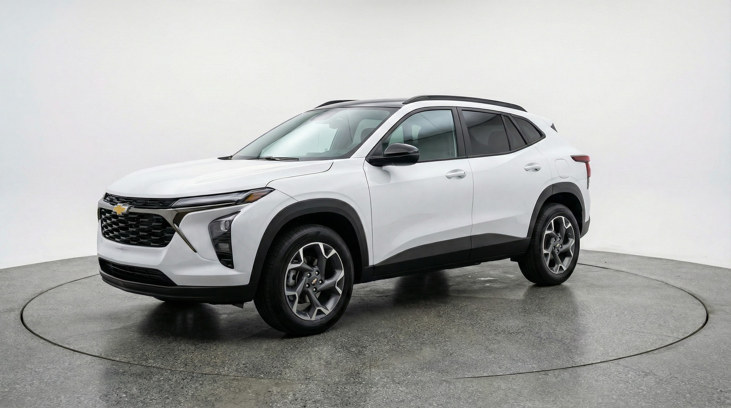 Thumbnail: 2025 Chevrolet Trax - 3