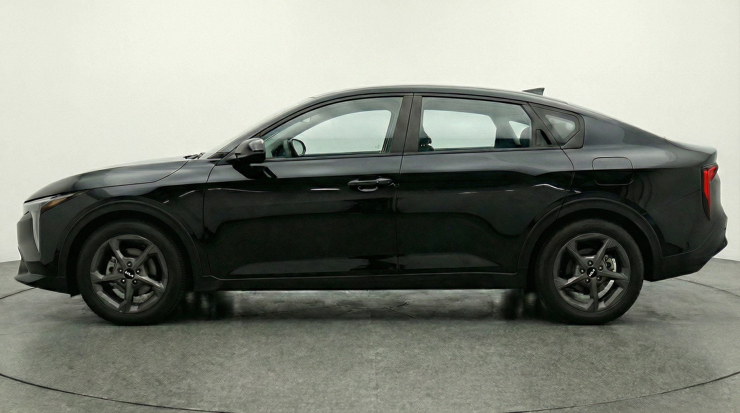 Thumbnail: 2025 Kia K4 - 4