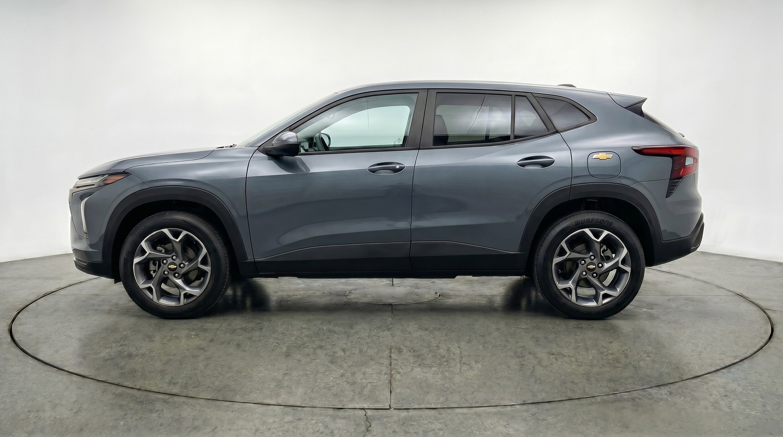 Thumbnail: 2025 Chevrolet Trax - 5