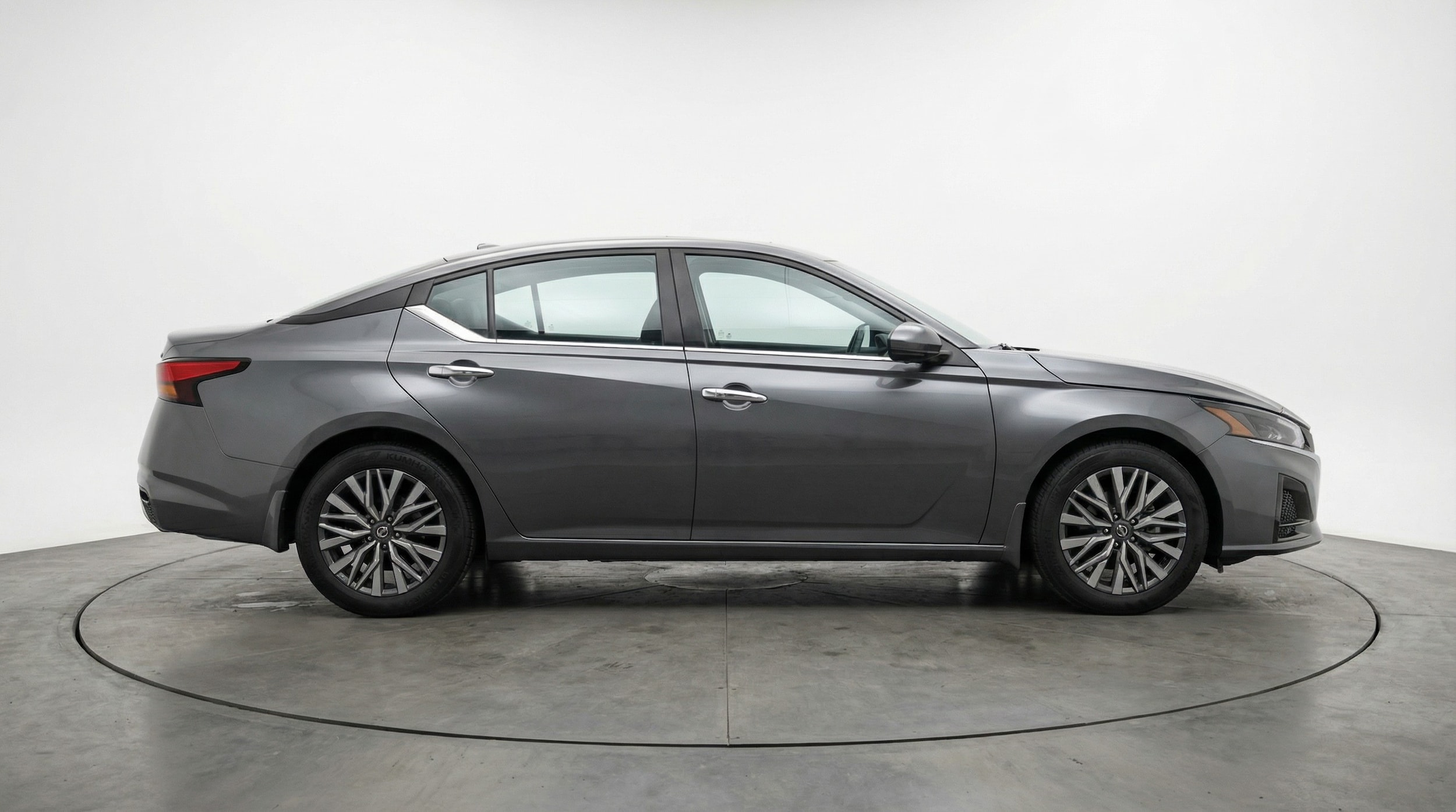 Thumbnail: 2025 Nissan Altima - 8