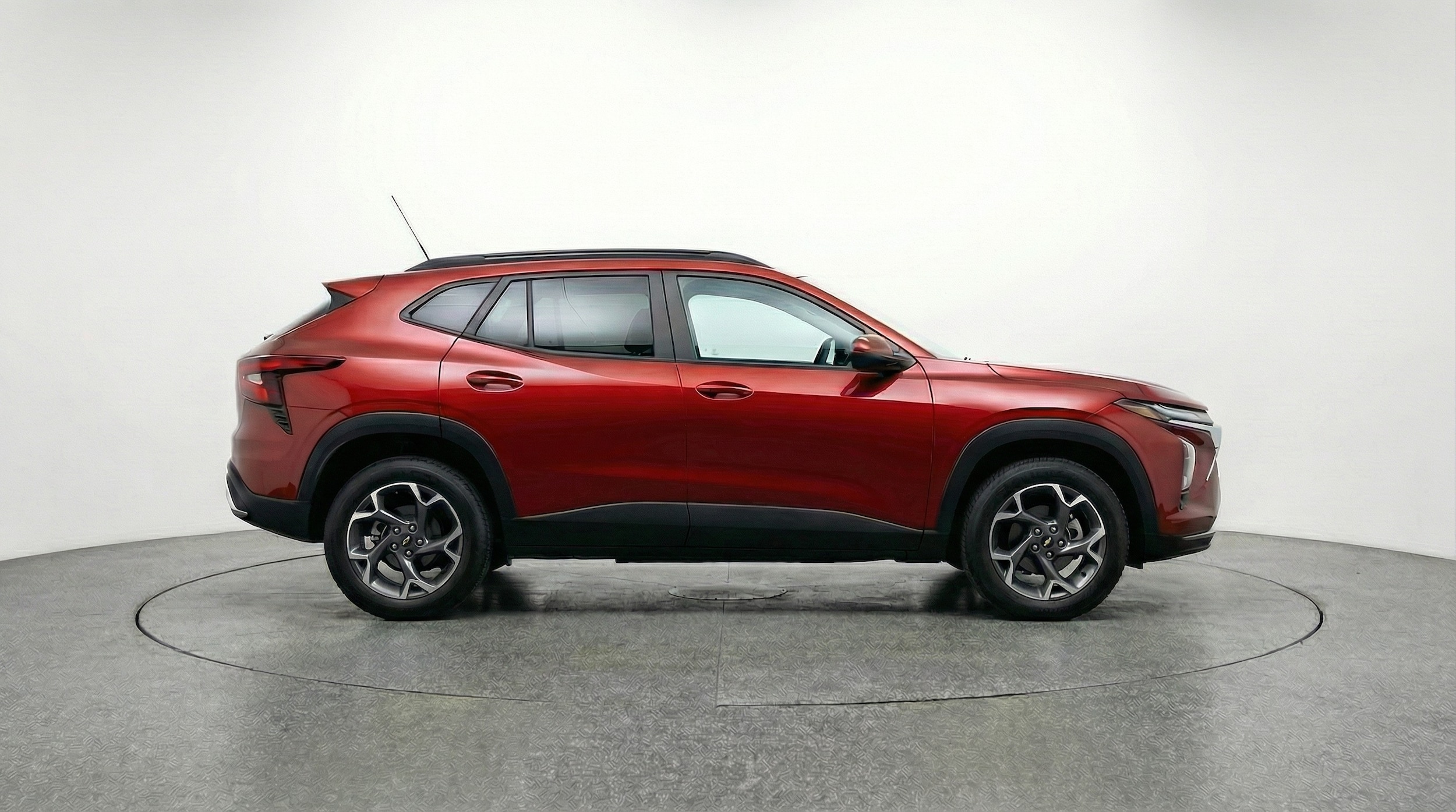 Thumbnail: 2025 Chevrolet Trax - 8