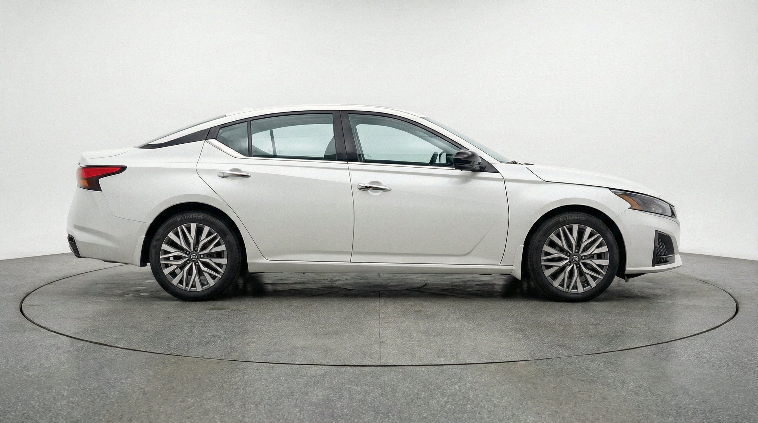 Thumbnail: 2025 Nissan Altima - 11