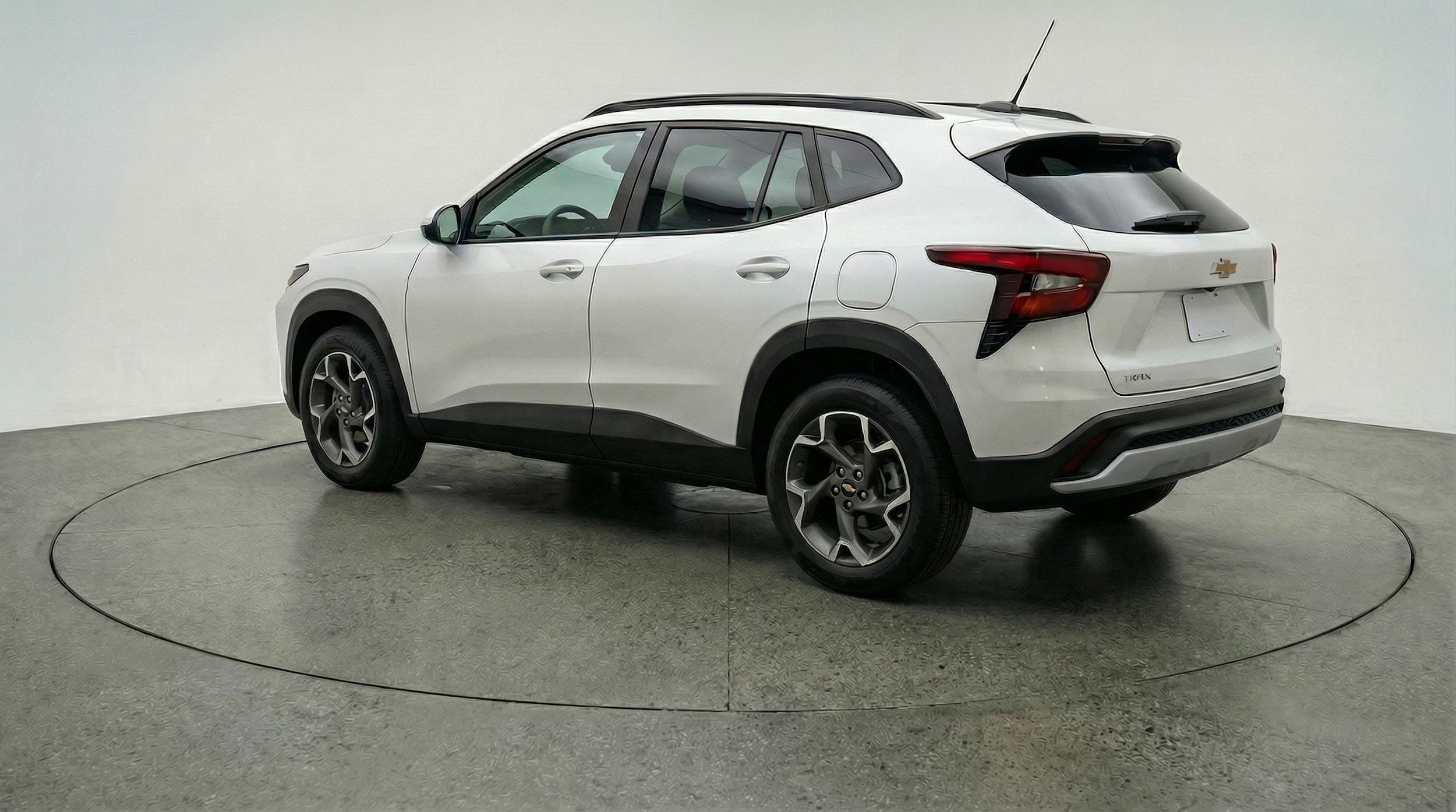 Thumbnail: 2025 Chevrolet Trax - 5