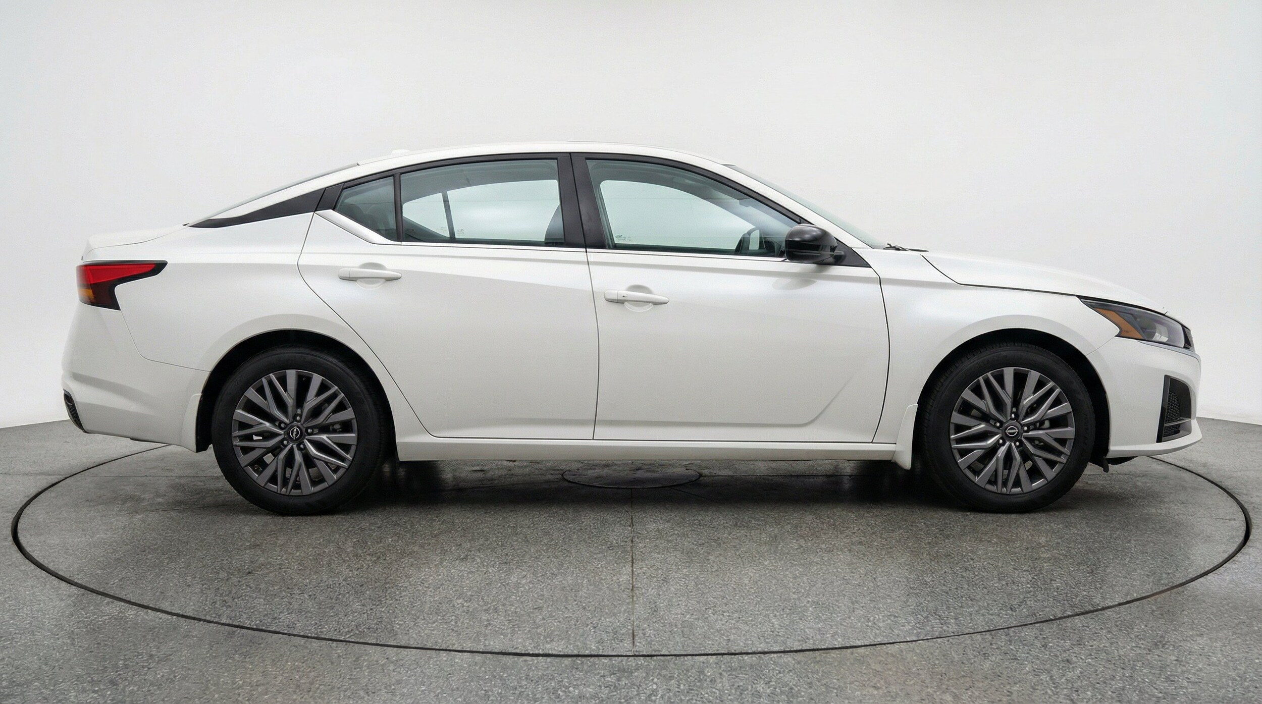 Thumbnail: 2025 Nissan Altima - 11