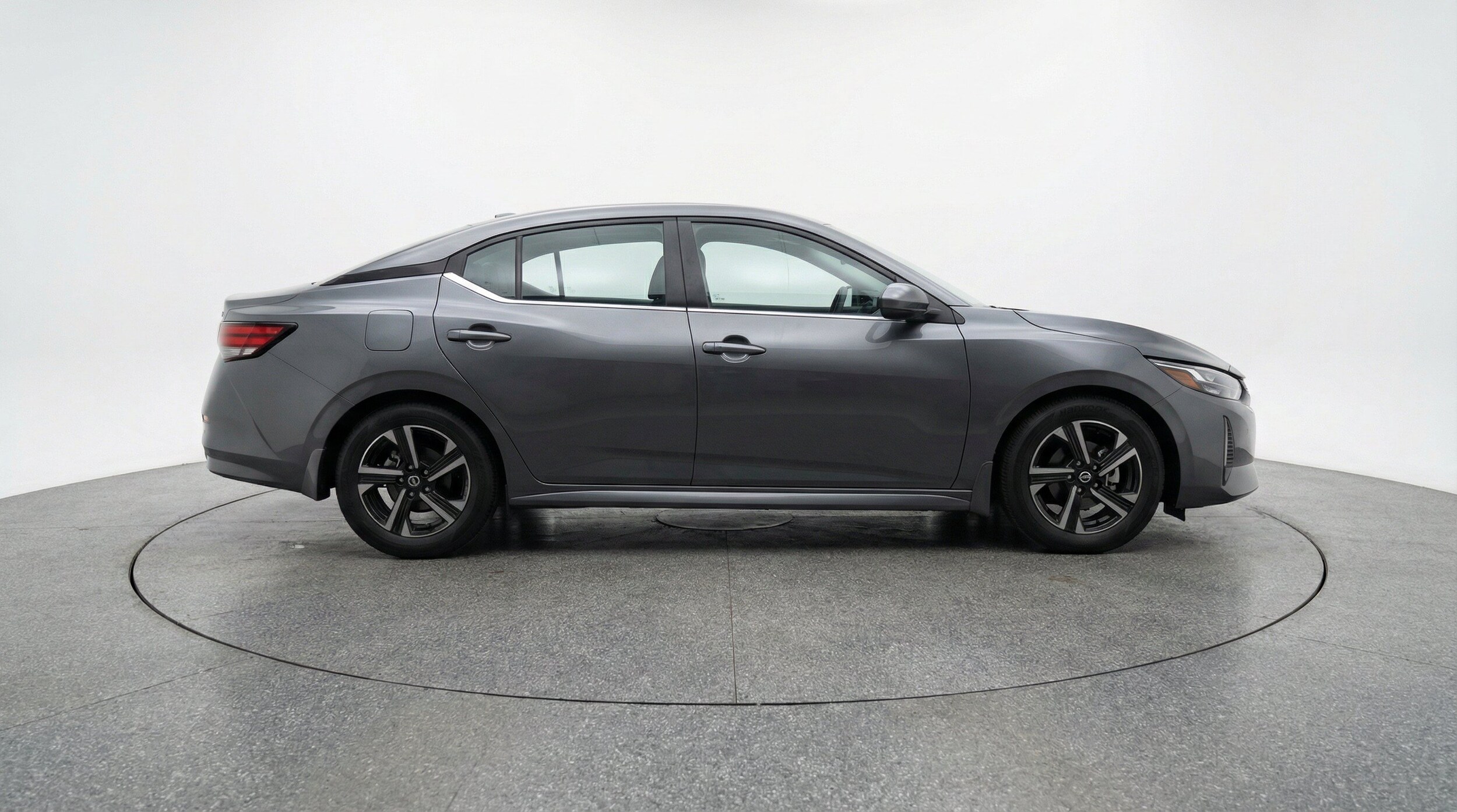 Thumbnail: 2025 Nissan Sentra - 11