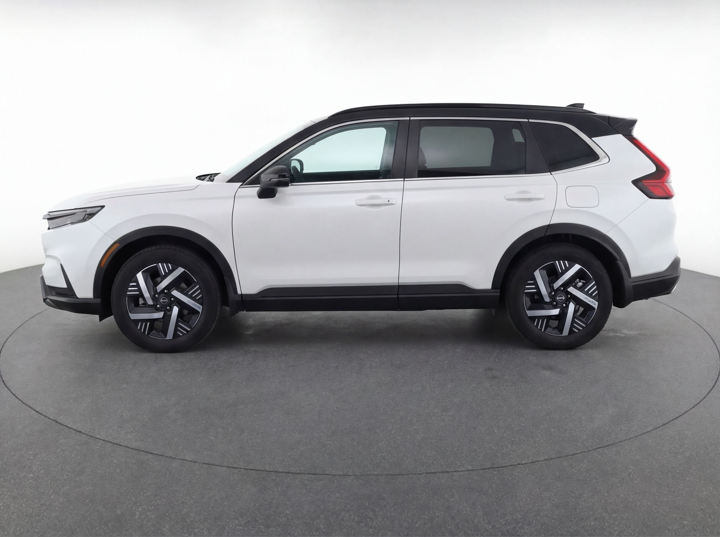 Thumbnail: 2025 Nissan Kicks - 4