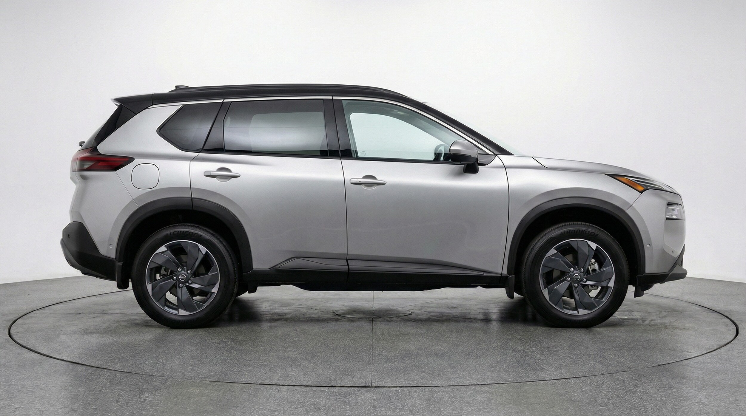 Thumbnail: 2025 Nissan Rogue - 8