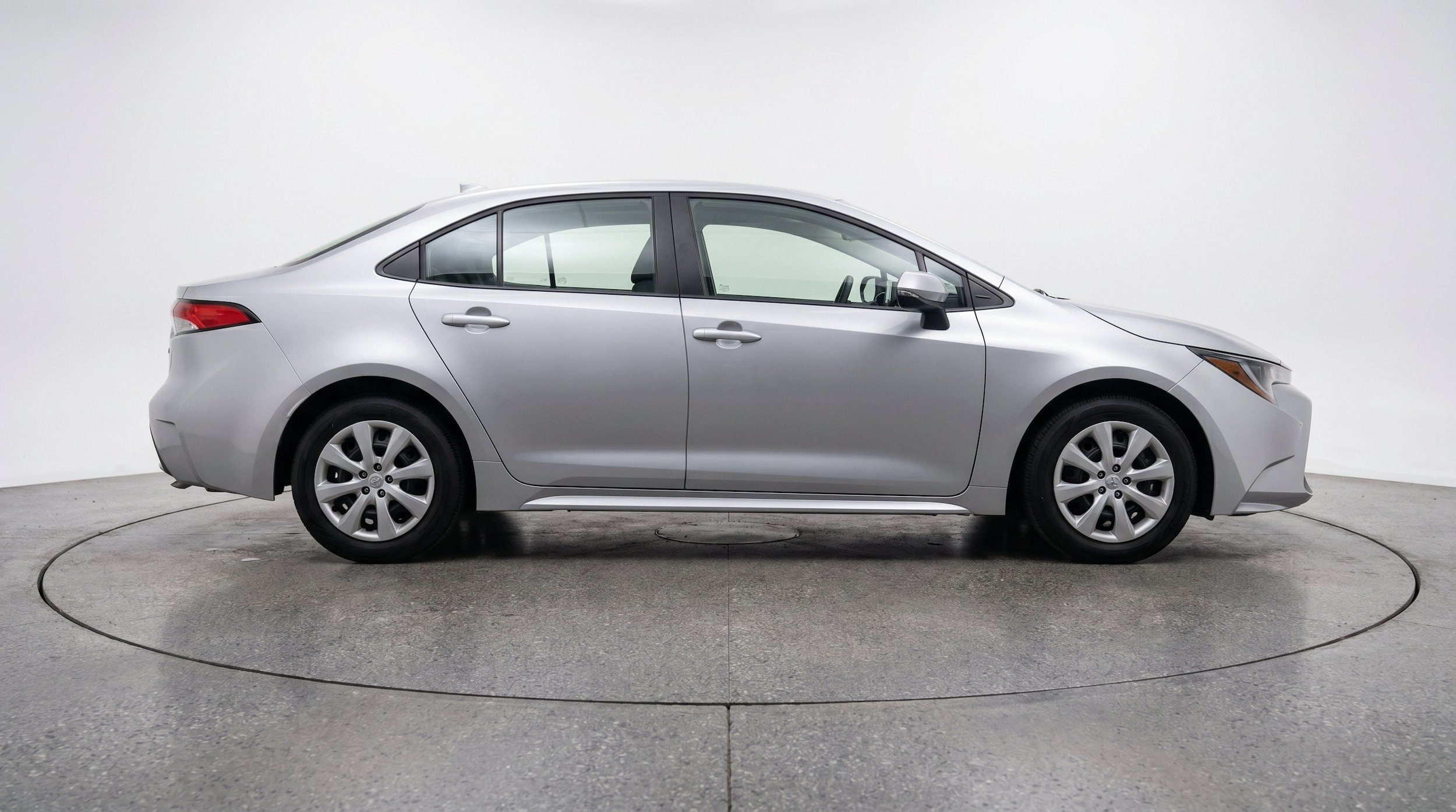 Thumbnail: 2025 Toyota Corolla - 11