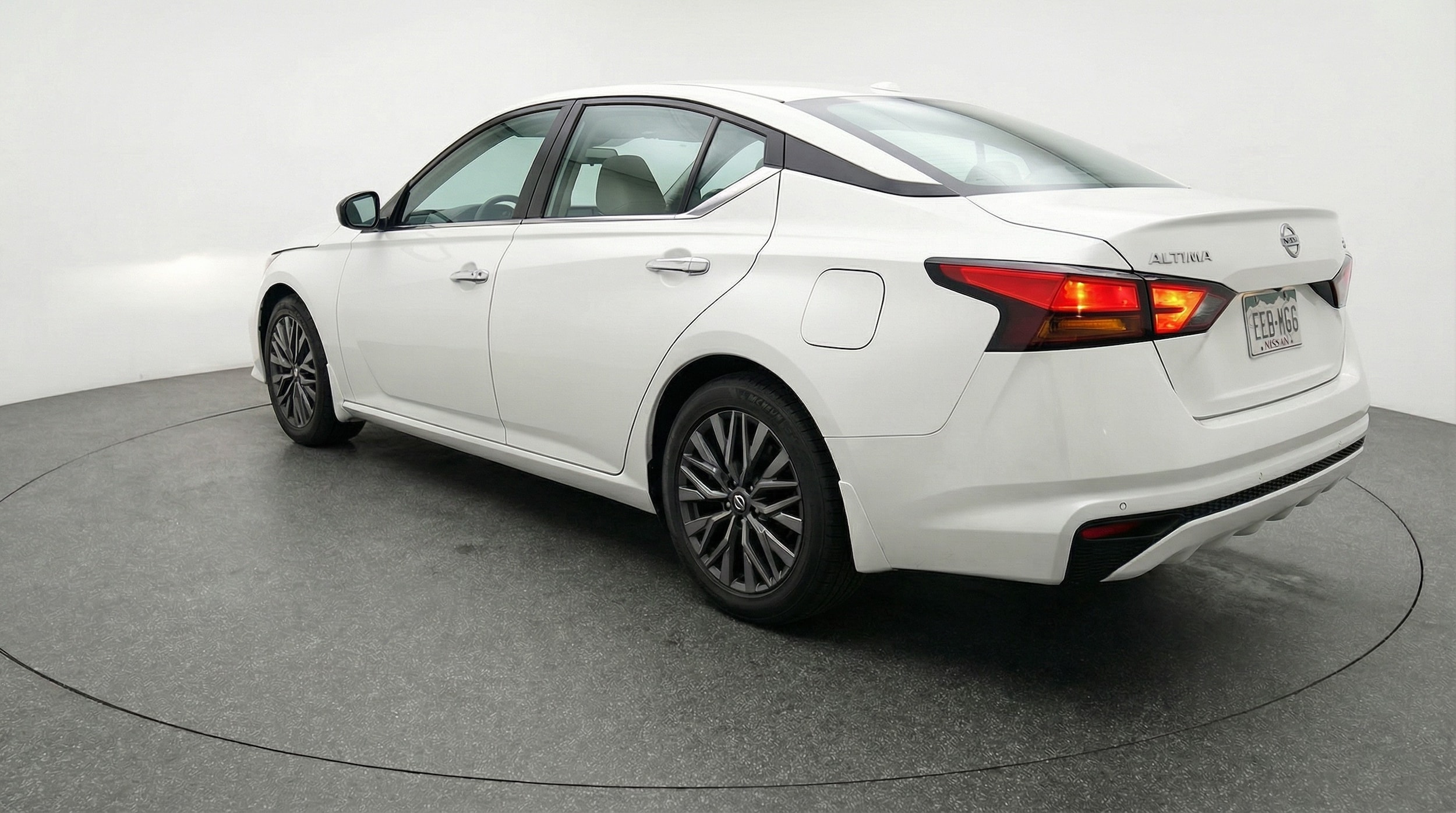 Thumbnail: 2025 Nissan Altima - 5