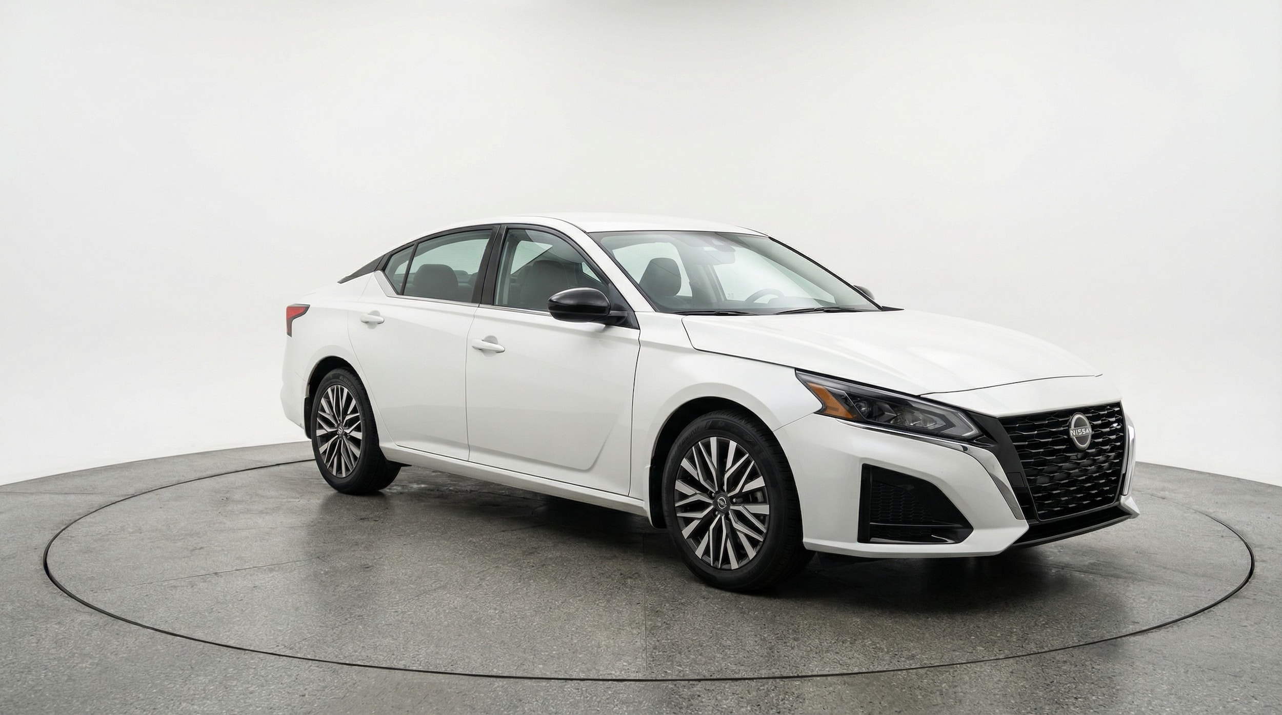 Thumbnail: 2025 Nissan Altima - 1