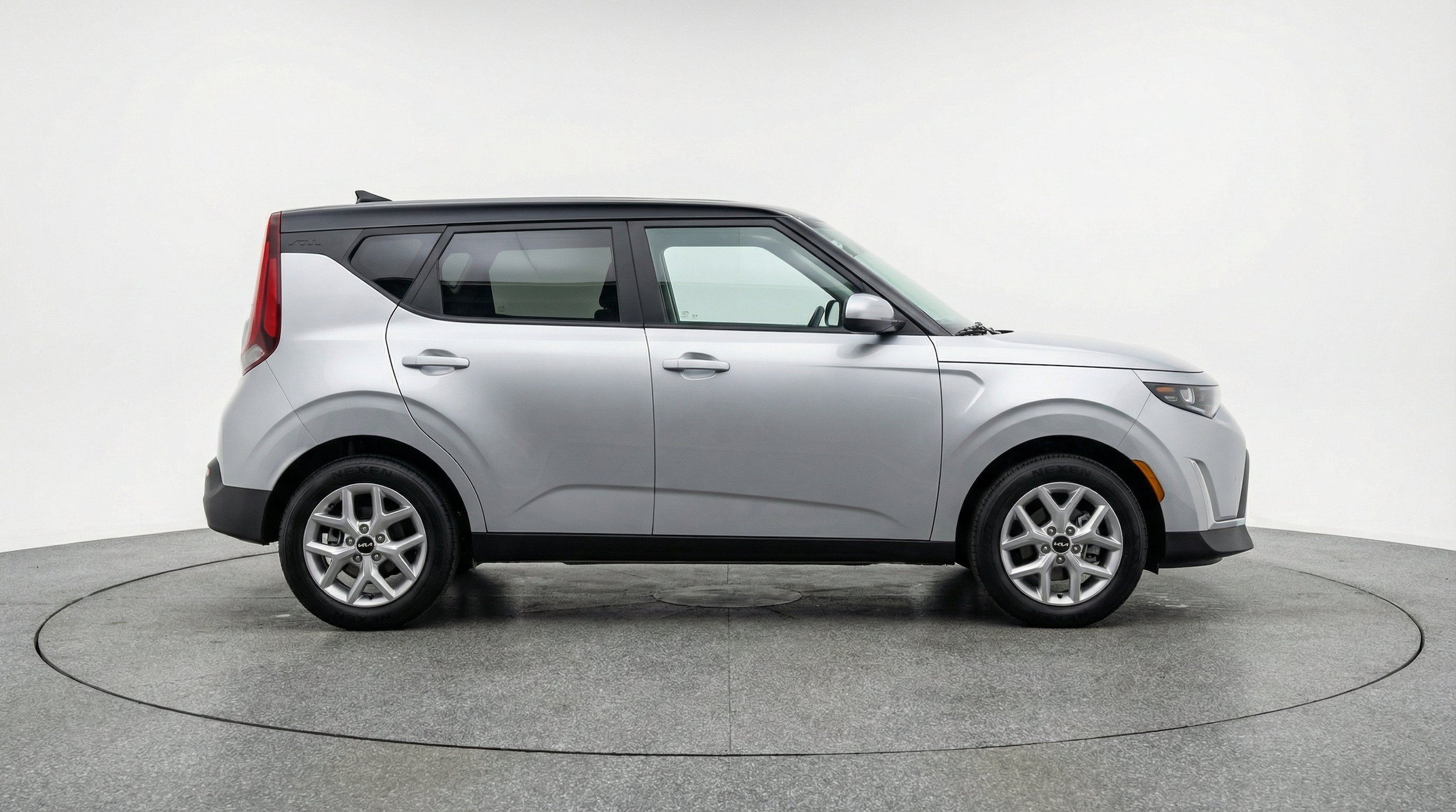 Thumbnail: 2025 Kia Soul - 11