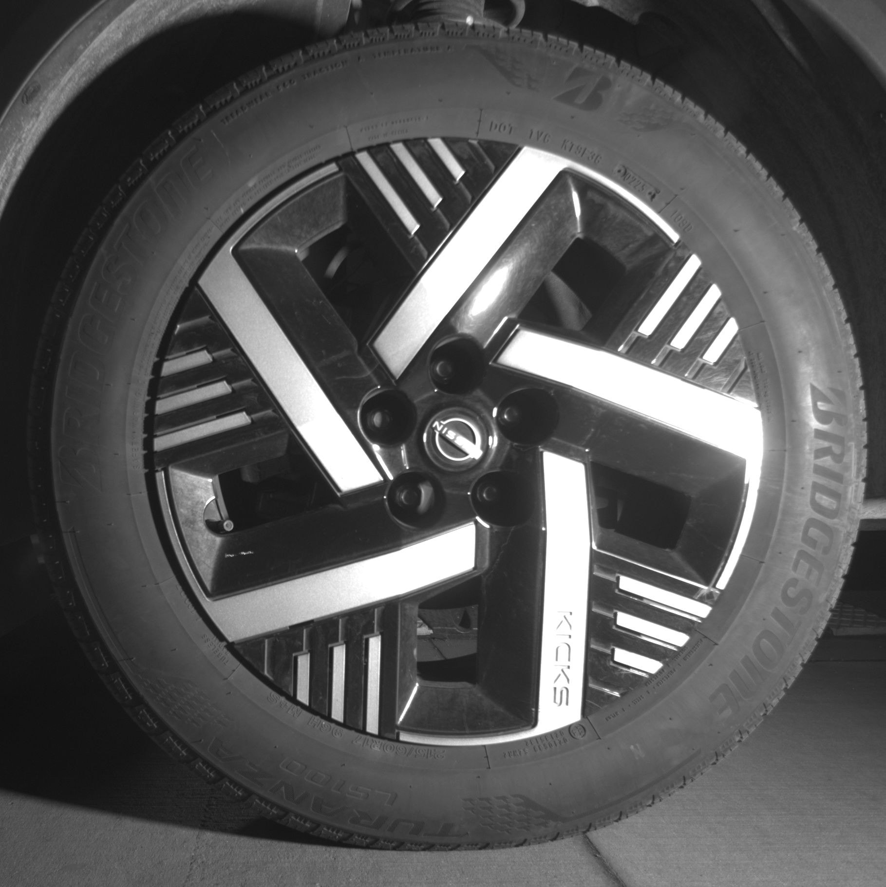 Thumbnail: 2025 Nissan Kicks - 9