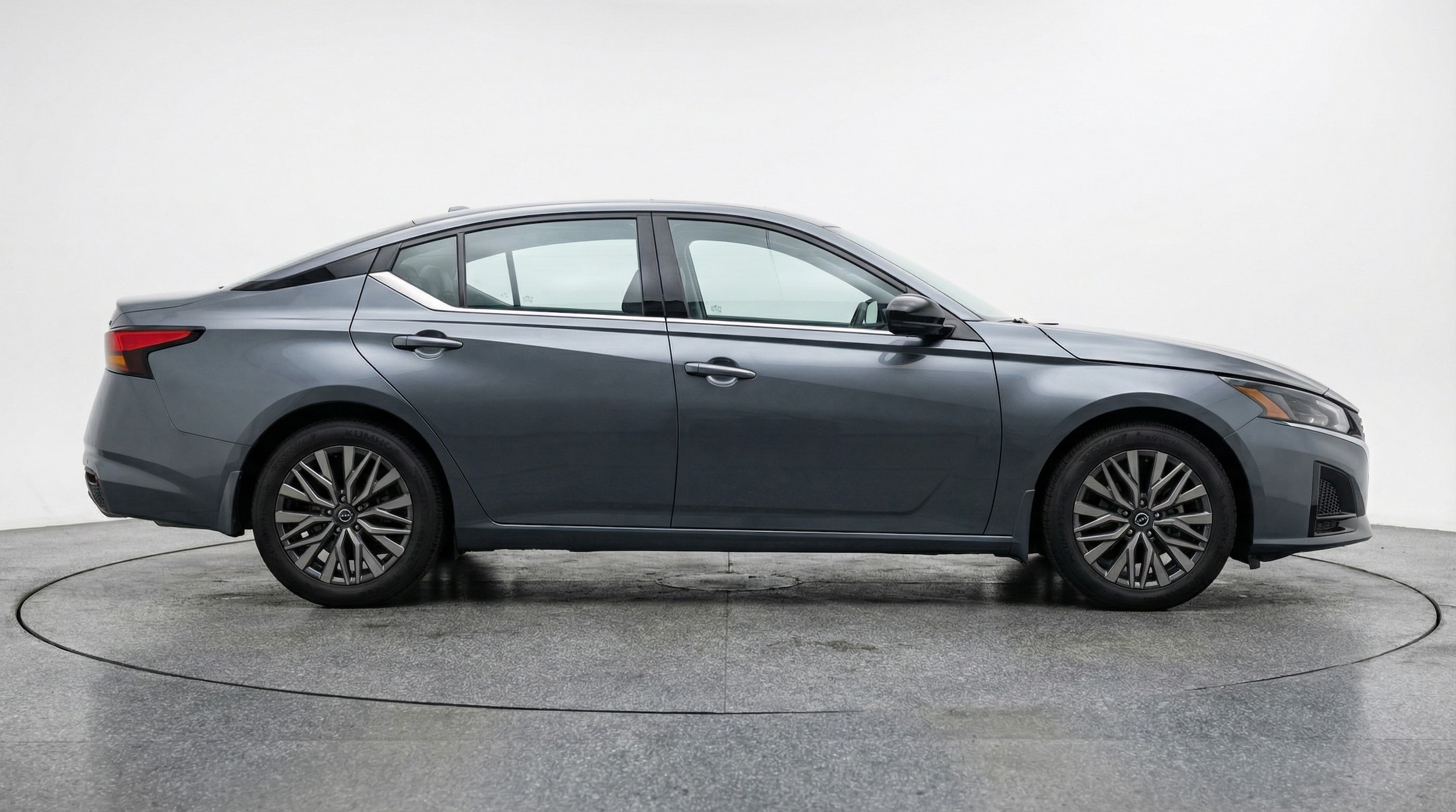 Thumbnail: 2025 Nissan Altima - 8