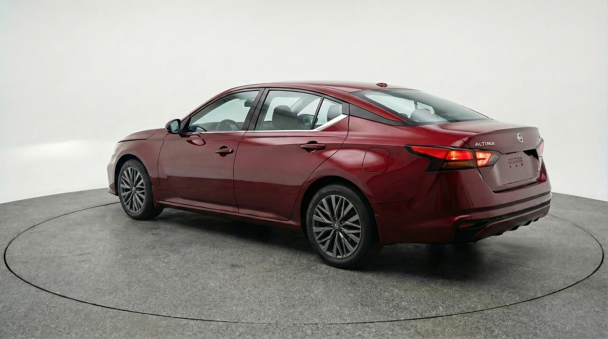 Thumbnail: 2025 Nissan Altima - 5