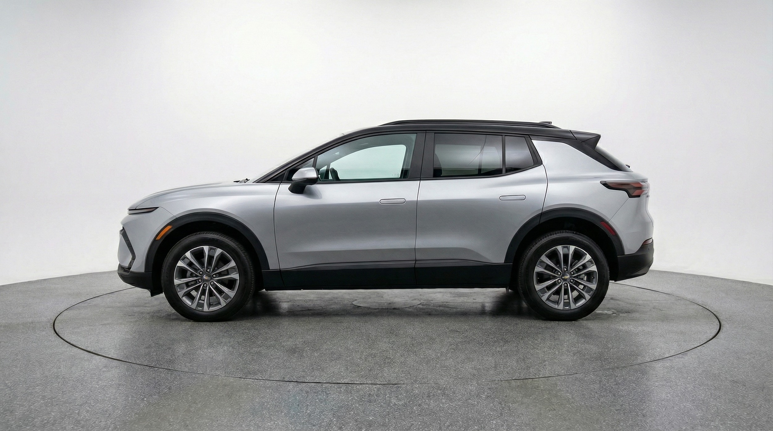 Thumbnail: 2025 Chevrolet Equinox - 4