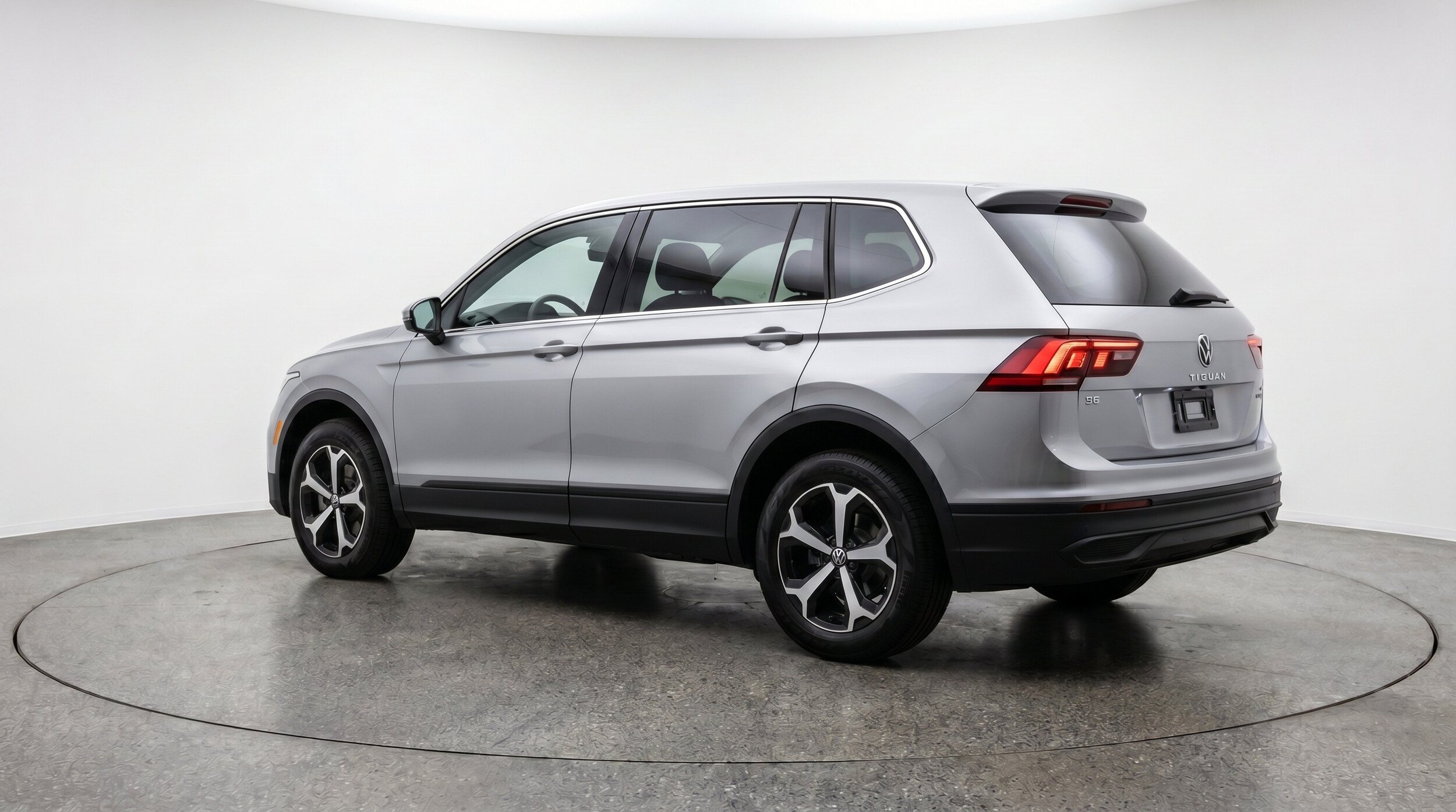 Thumbnail: 2026 Volkswagen Tiguan - 6