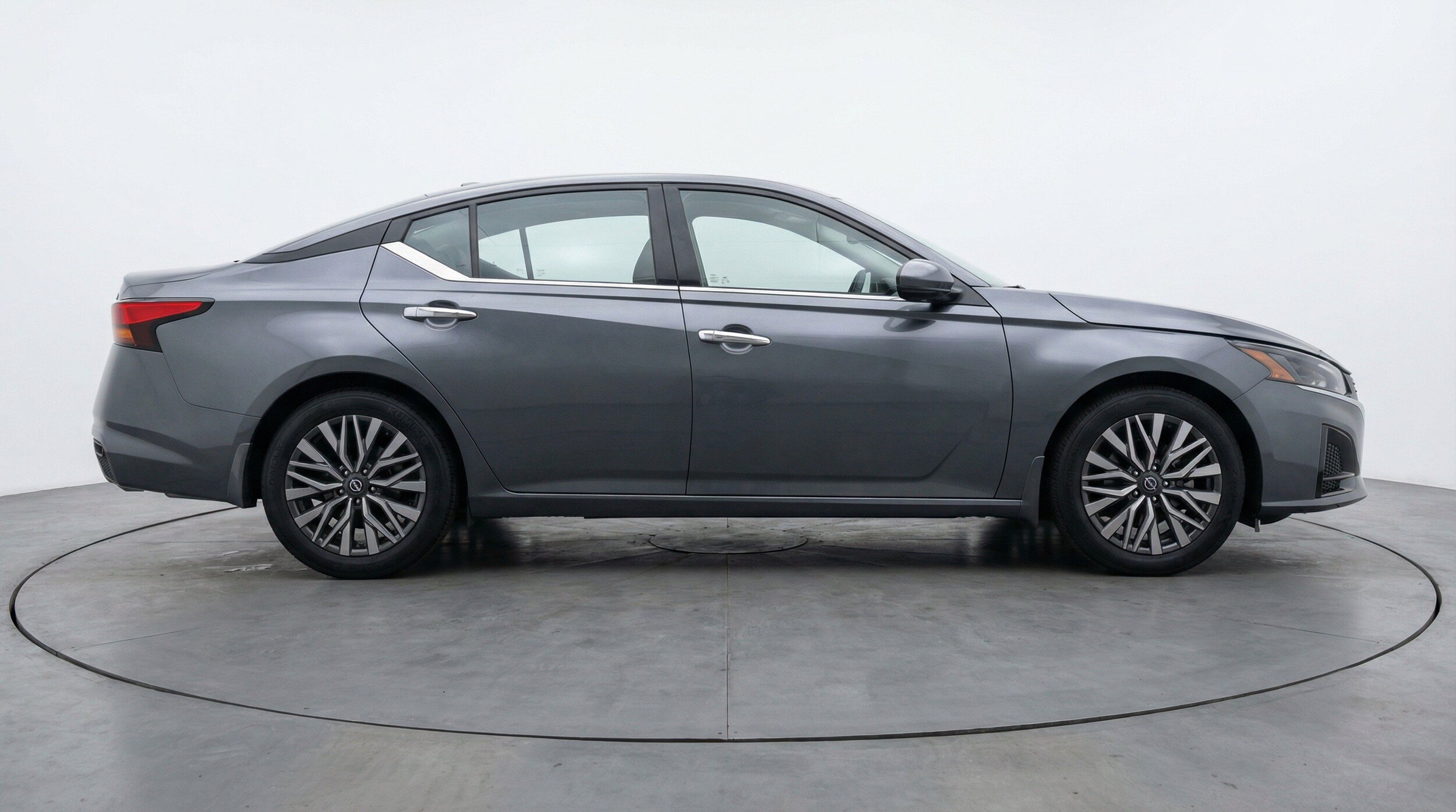 Thumbnail: 2025 Nissan Altima - 11
